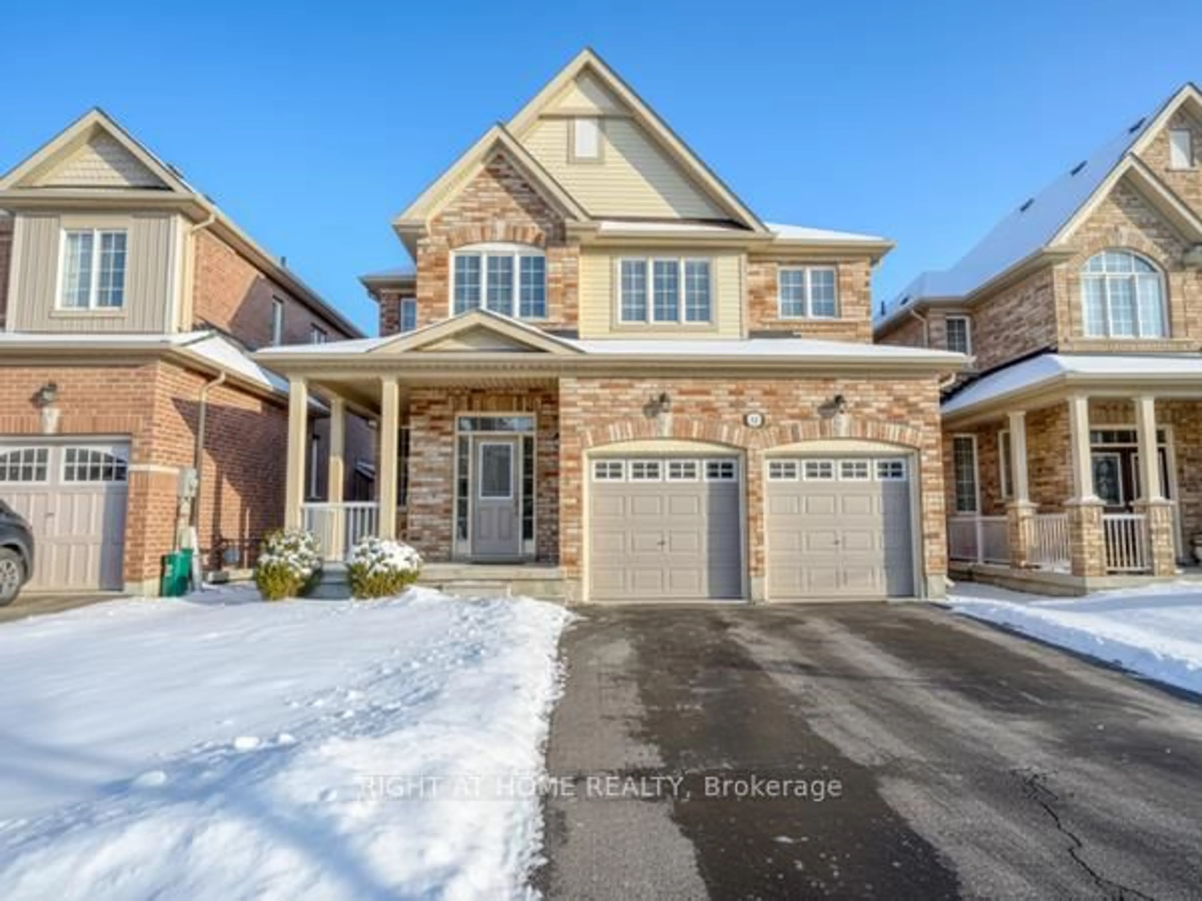 Home with brick exterior material, street for 17 Mercury Ave, Georgina Ontario L4P 0H1