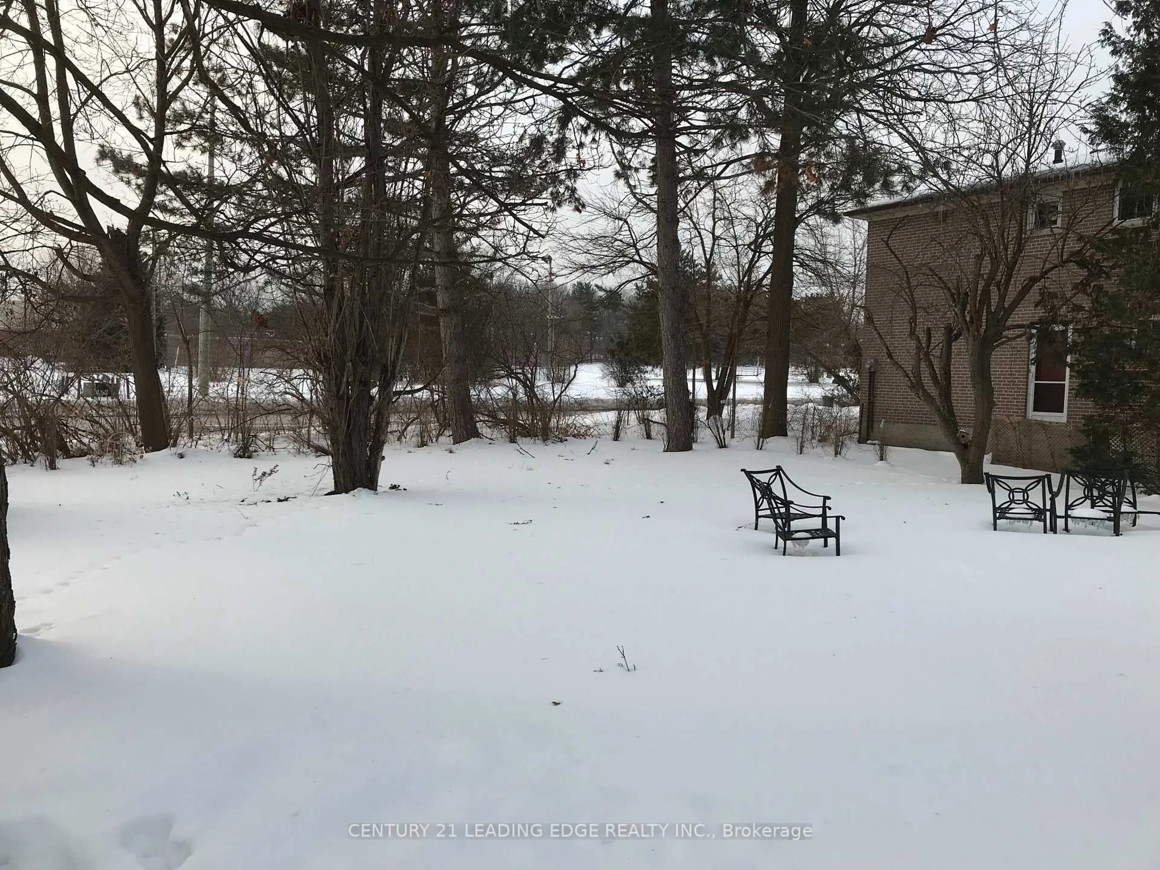 Blurry image for 150 Doncaster Ave, Markham Ontario L3T 1L3