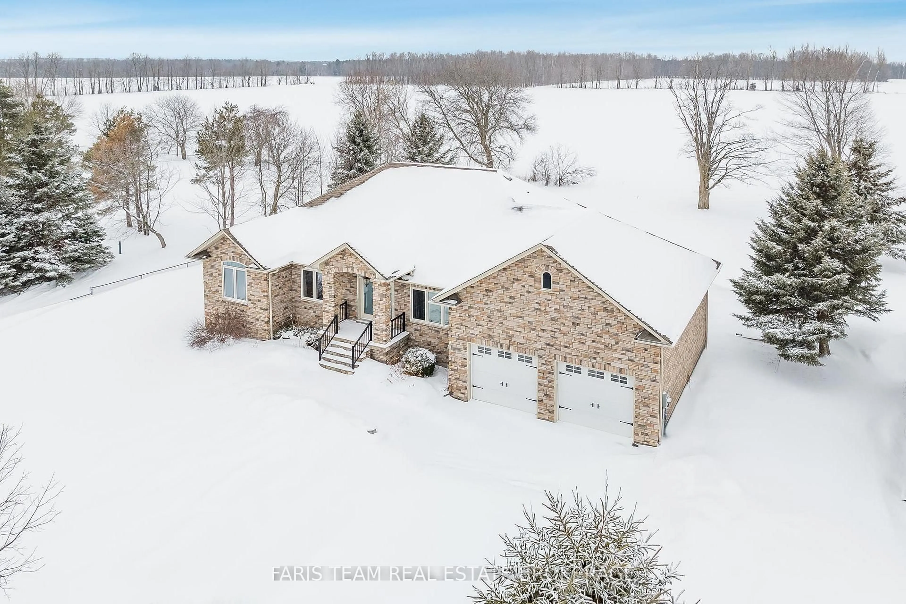 A pic from outside/outdoor area/front of a property/back of a property/a pic from drone, unknown for 30 Fisher Dr, Adjala-Tosorontio Ontario L0M 1J0