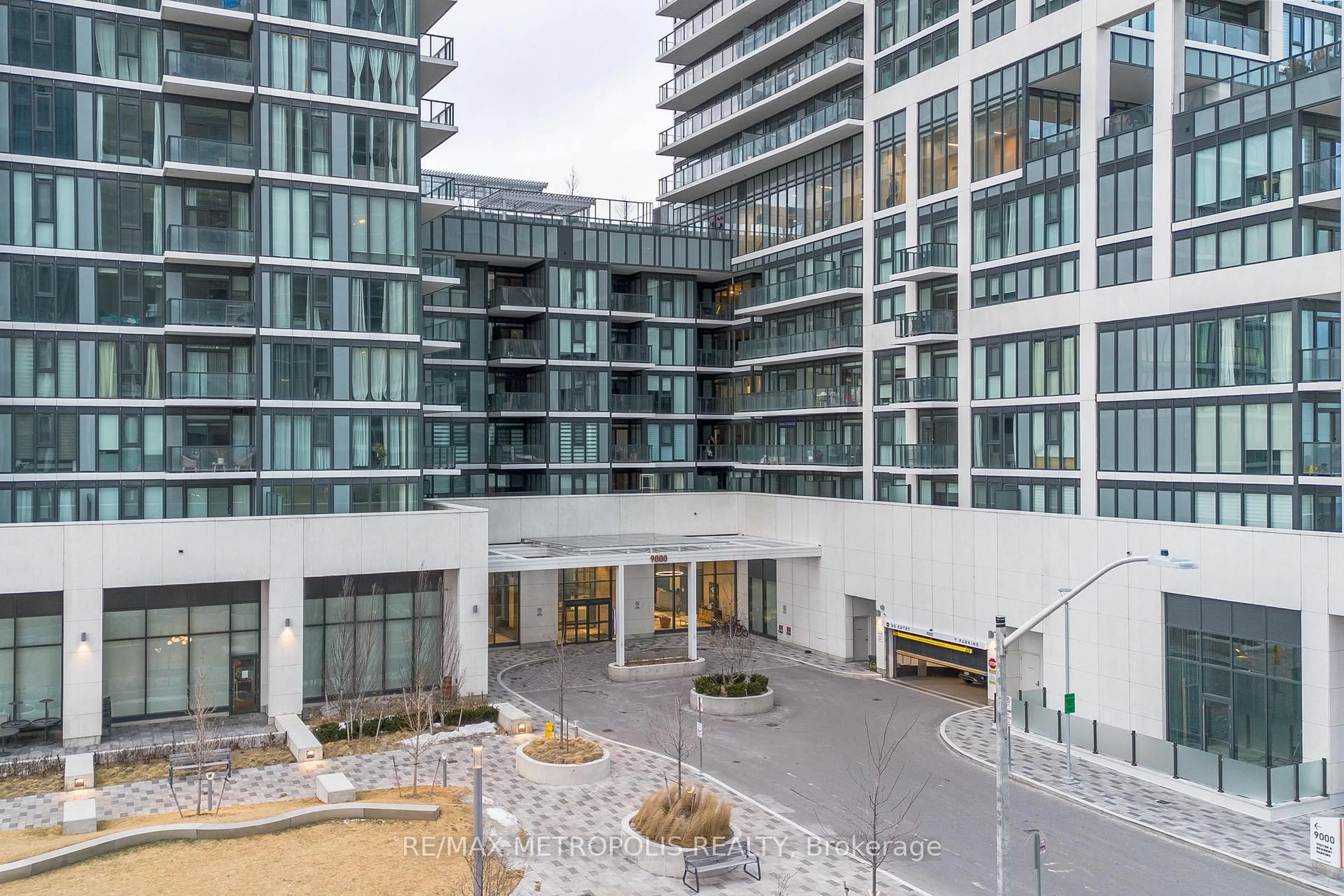 Unknown for 9000 Jane St #1214, Vaughan Ontario L4K 0M6