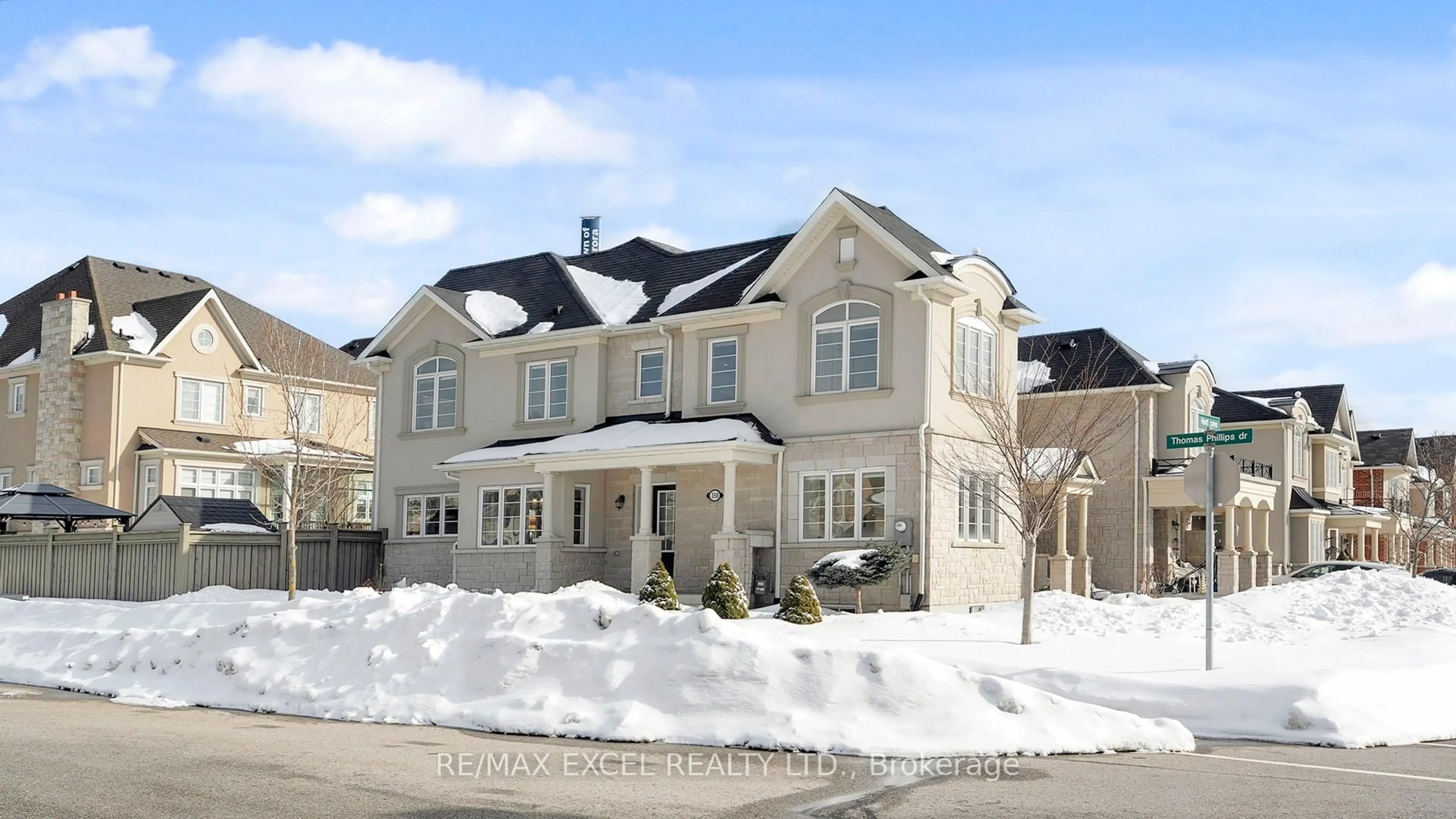Home with brick exterior material, street for 350 Thomas Phillips Dr, Aurora Ontario L4G 0T2
