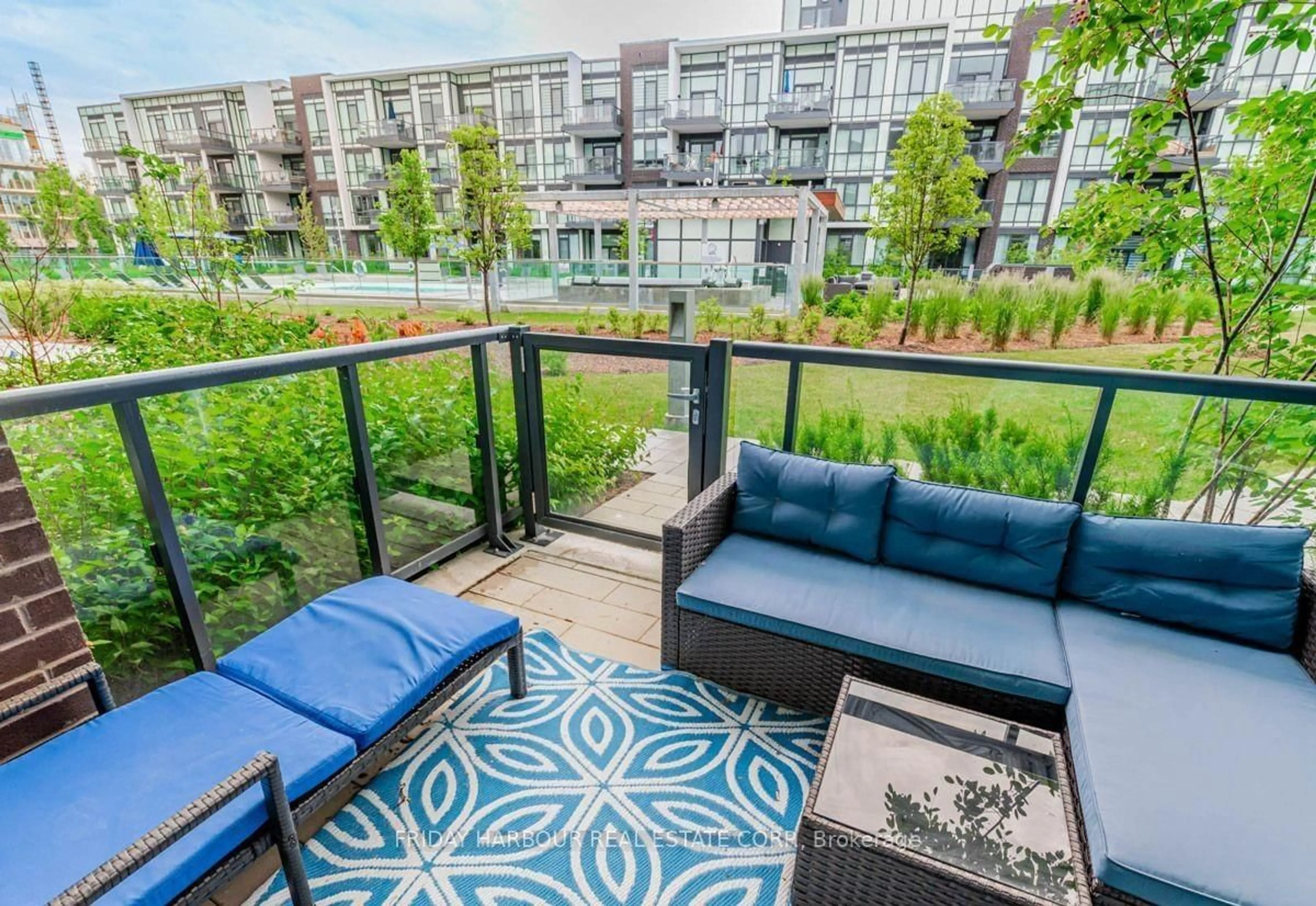 Patio, water/lake/river/ocean view for 415 Sea Ray Ave #126, Innisfil Ontario L9S 0R5