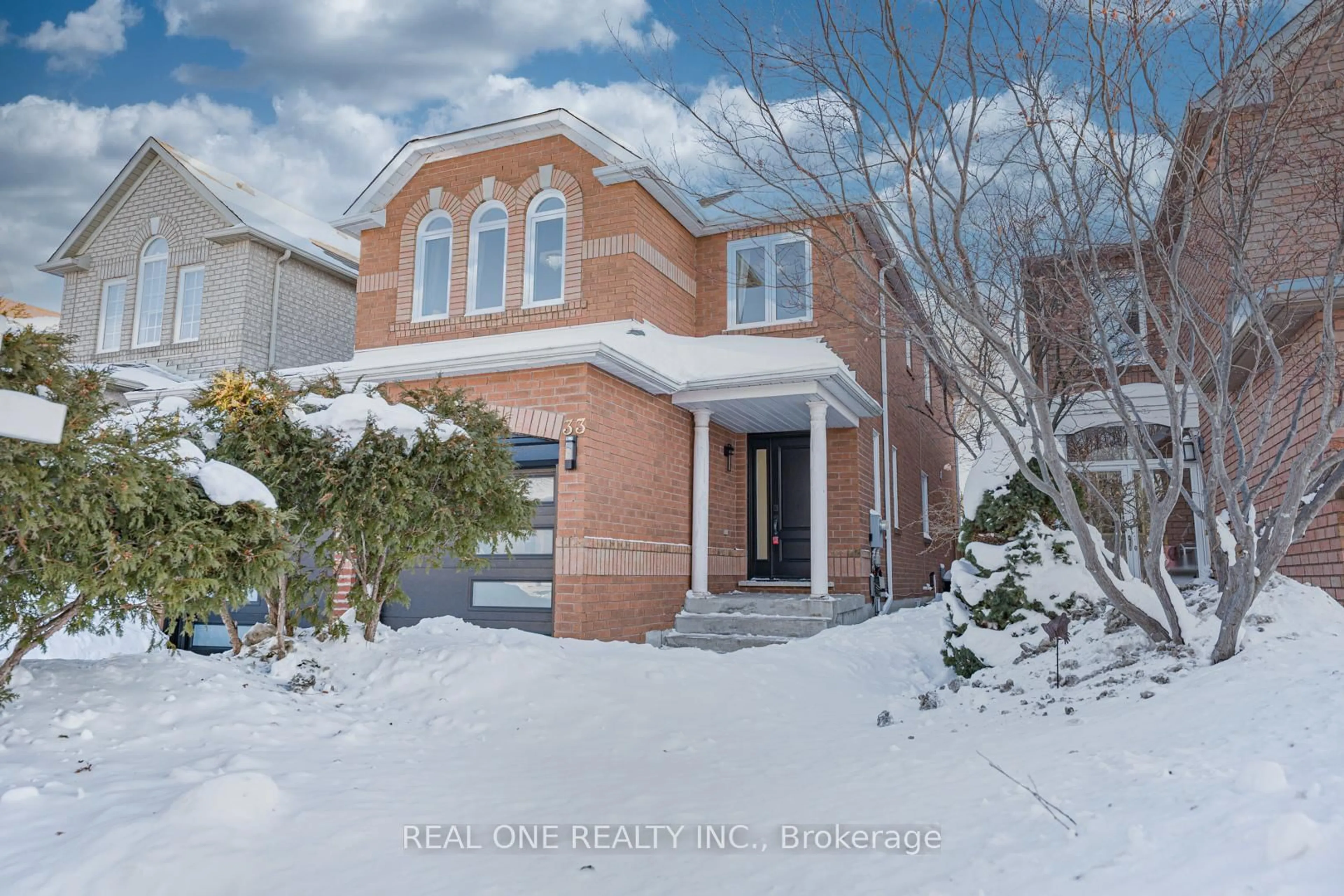 Home with brick exterior material, street for 33 Formosa Dr, Richmond Hill Ontario L4S 1S6