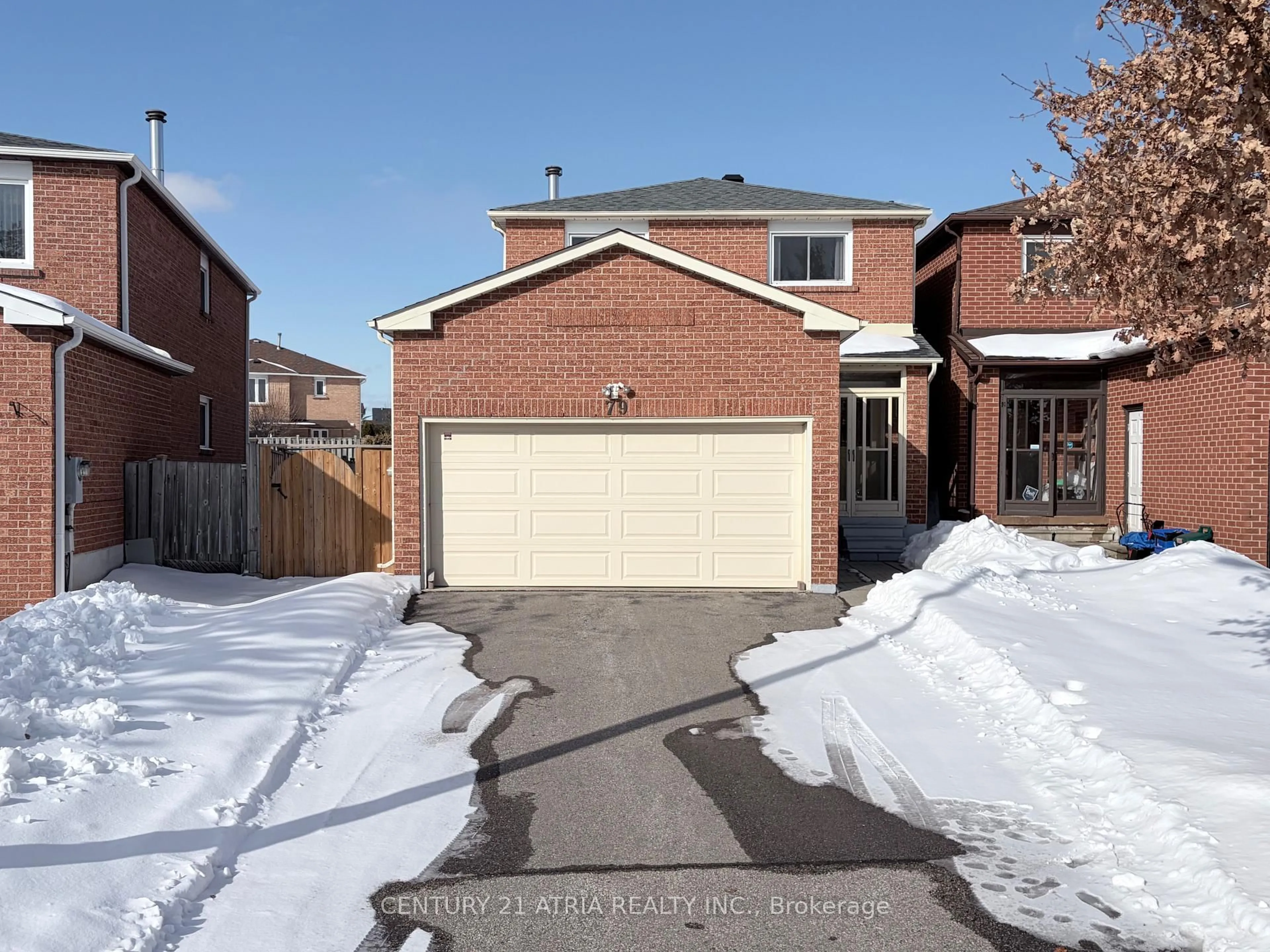 A pic from outside/outdoor area/front of a property/back of a property/a pic from drone, street for 79 Maitland Dr, Markham Ontario L3R 4T6