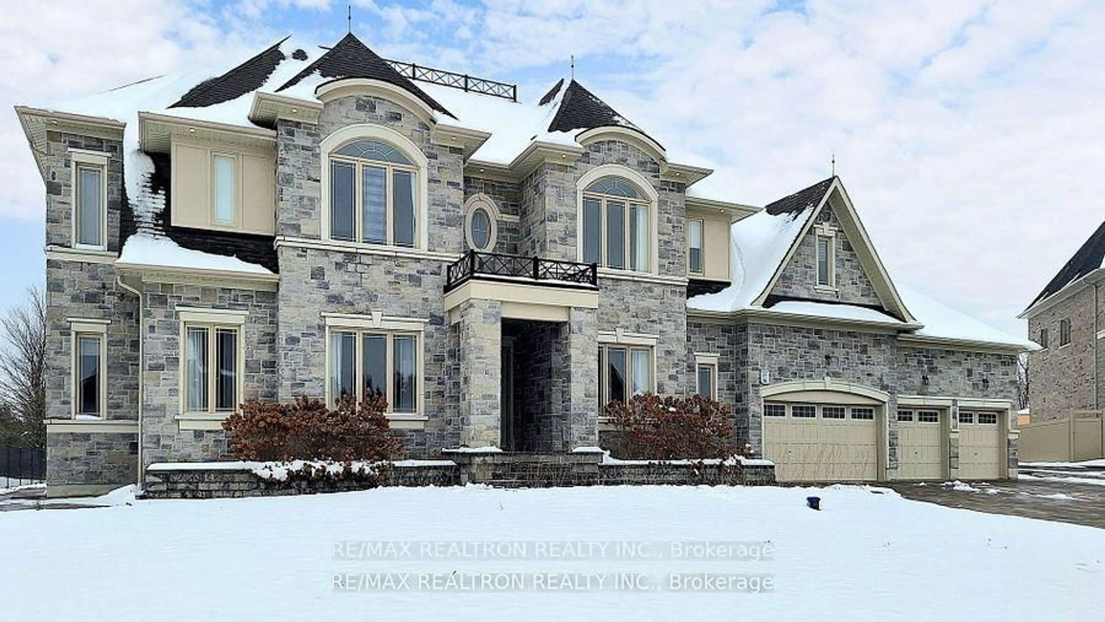 Home with brick exterior material, building for 66 Sam Davis Crt, Whitchurch-Stouffville Ontario L4A 4R4