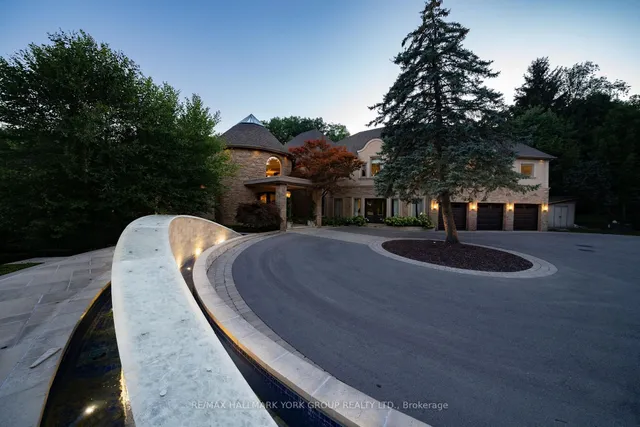 24 Dew Drop Crt, Vaughan 4