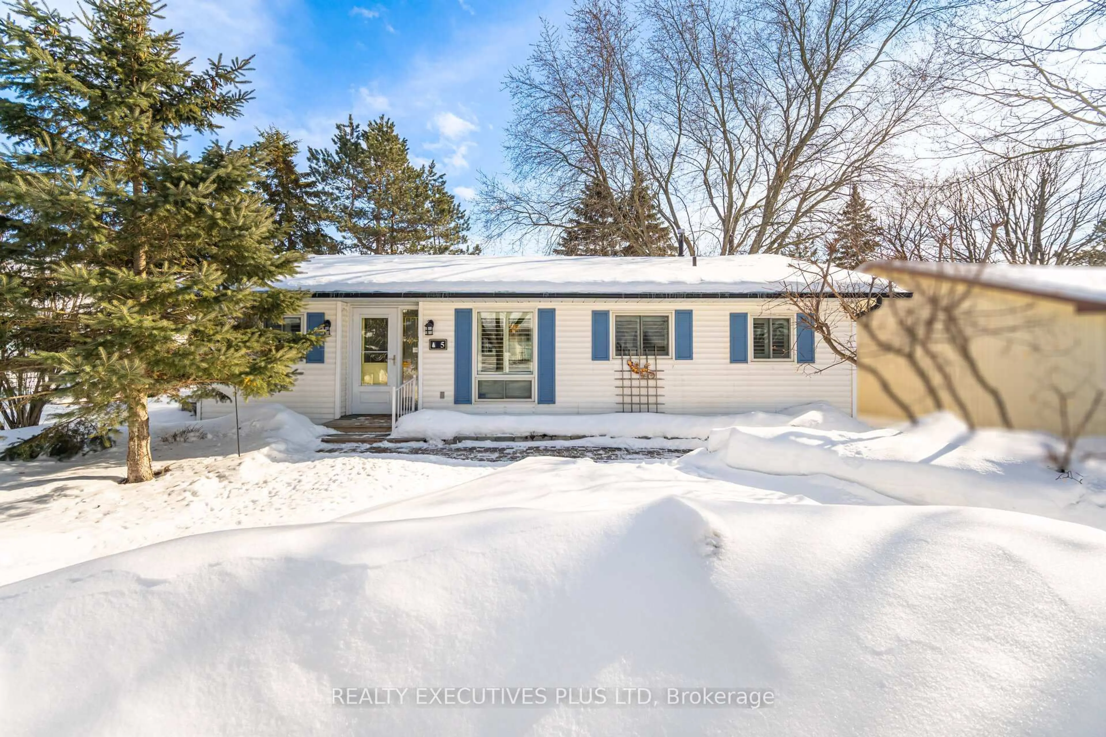 Unknown for 5 Tecumseth Pines Dr, New Tecumseth Ontario L0G 1W0