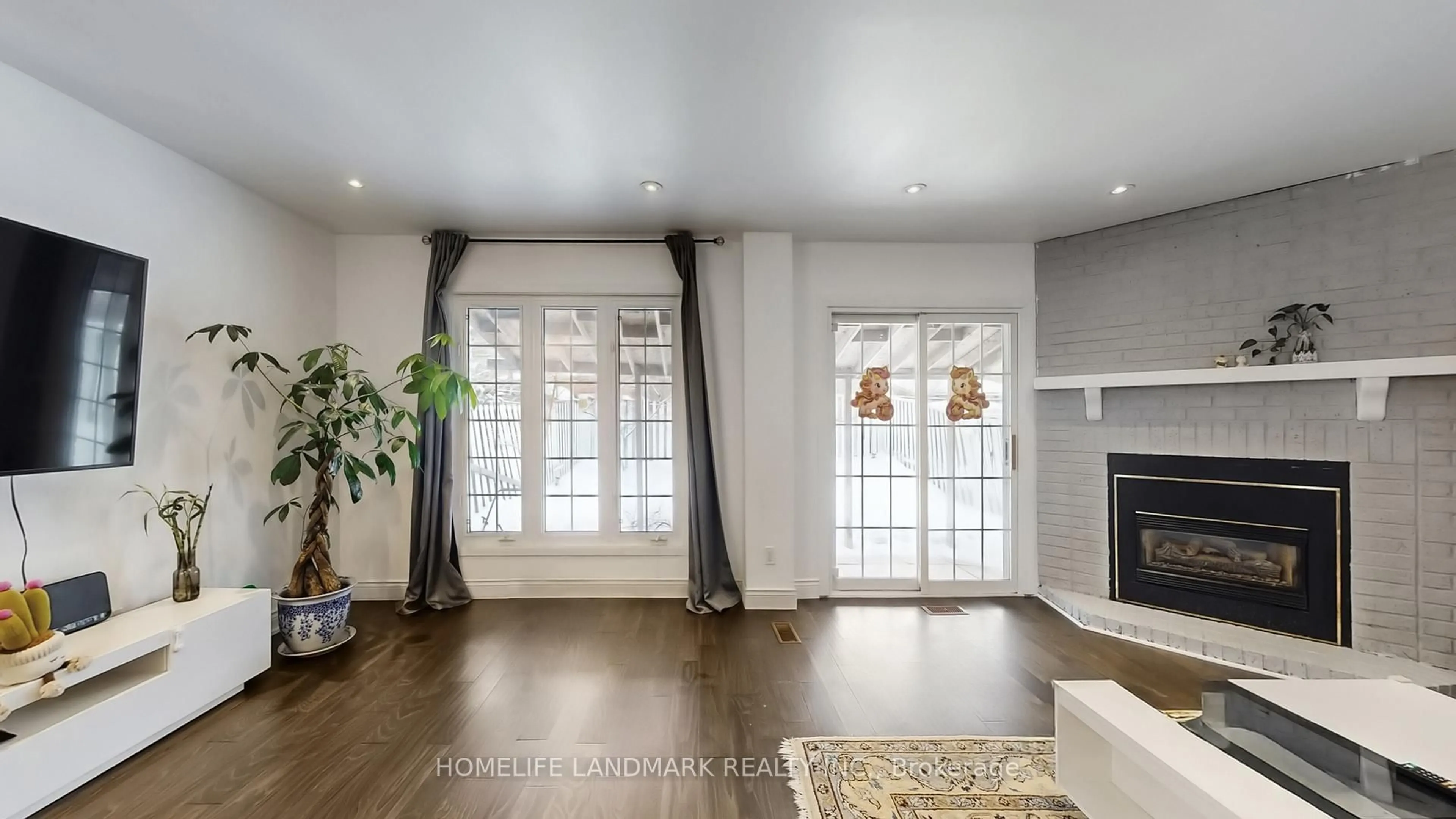 Unknown for 81 Stirling Cres, Markham Ontario L3R 7J8