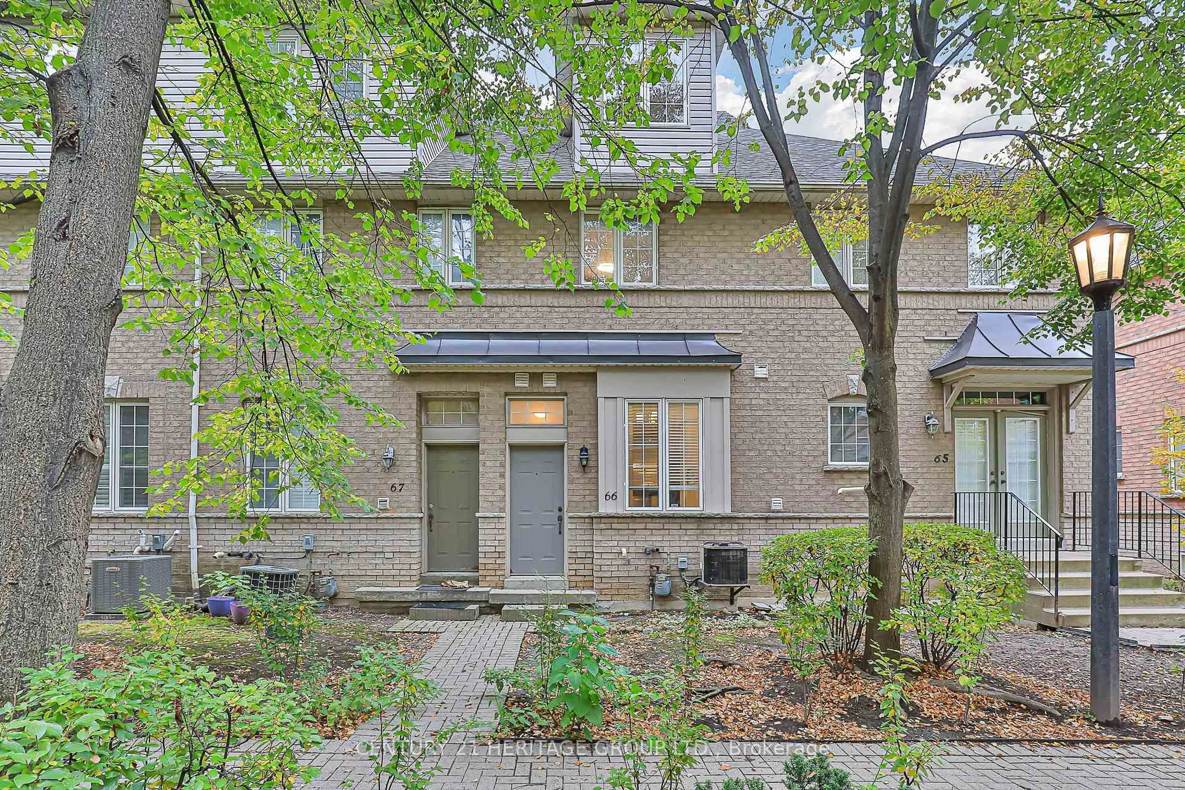 Home with brick exterior material, street for 23 Observatory Lane #66, Richmond Hill Ontario L4C 0M7