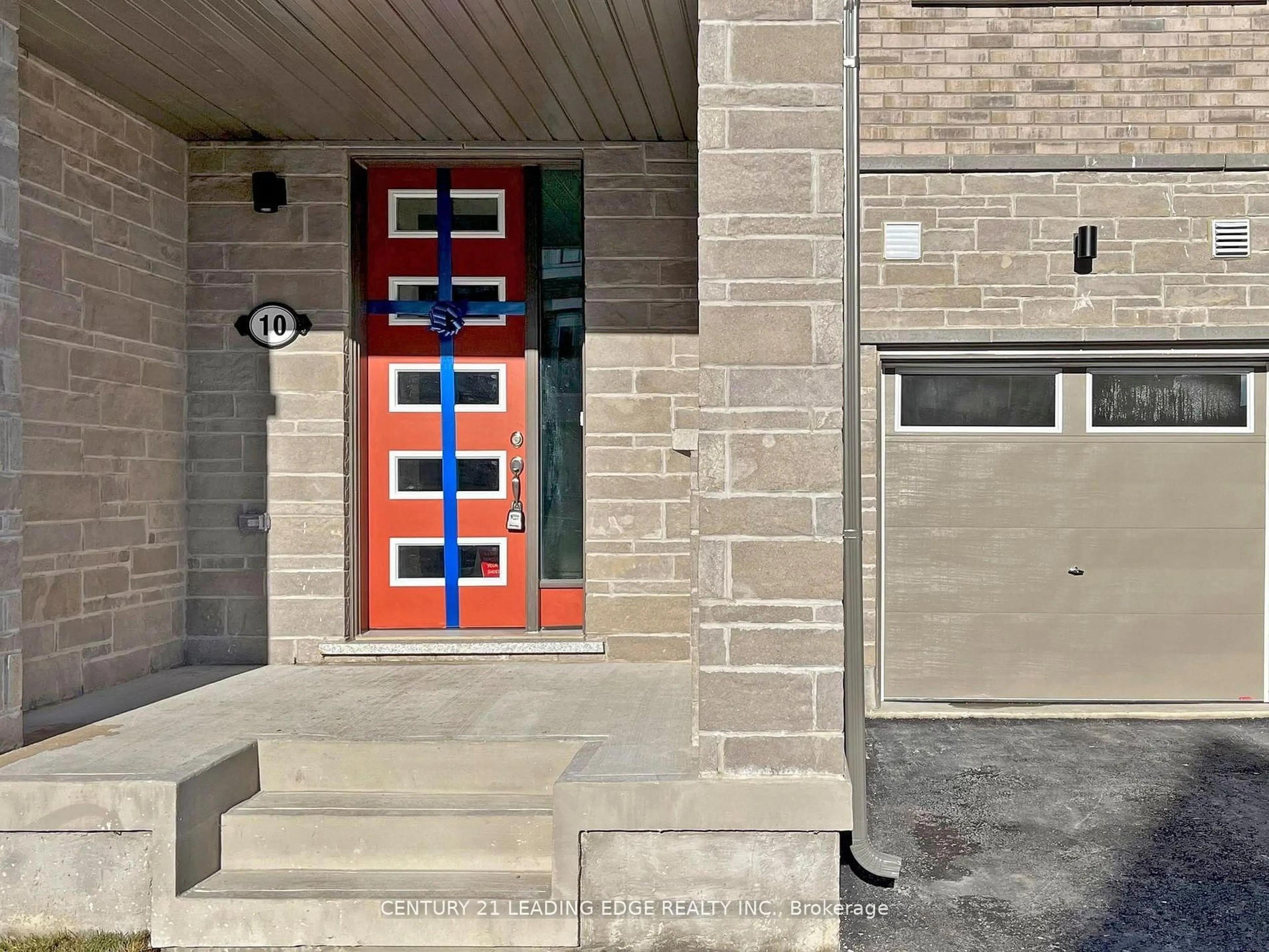 Unknown for 10 THOMAS FRISBY JR Cres, Markham Ontario L6C 3L1