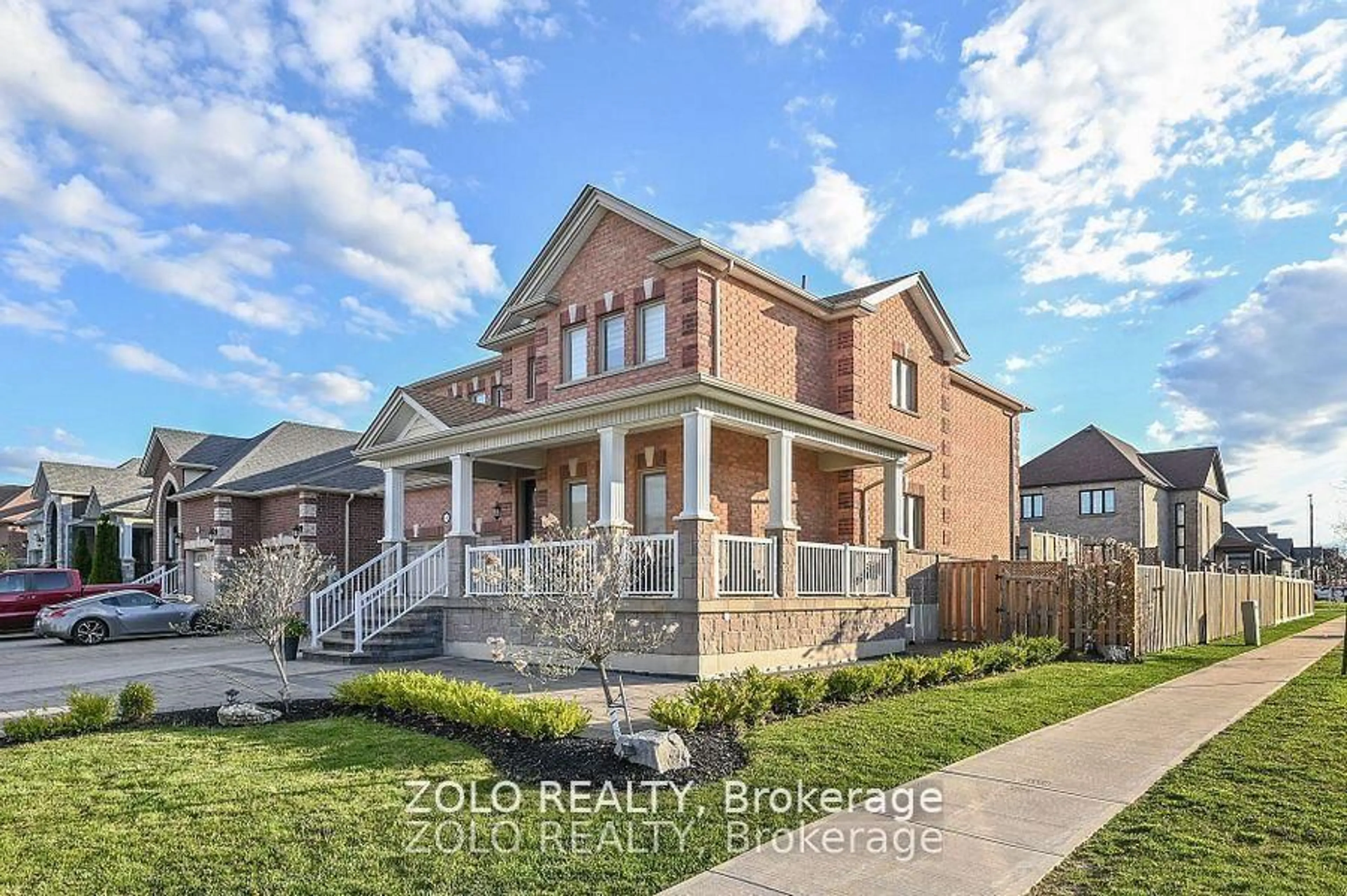 Home with brick exterior material, street for 1680 Angus St, Innisfil Ontario L9S 0L1