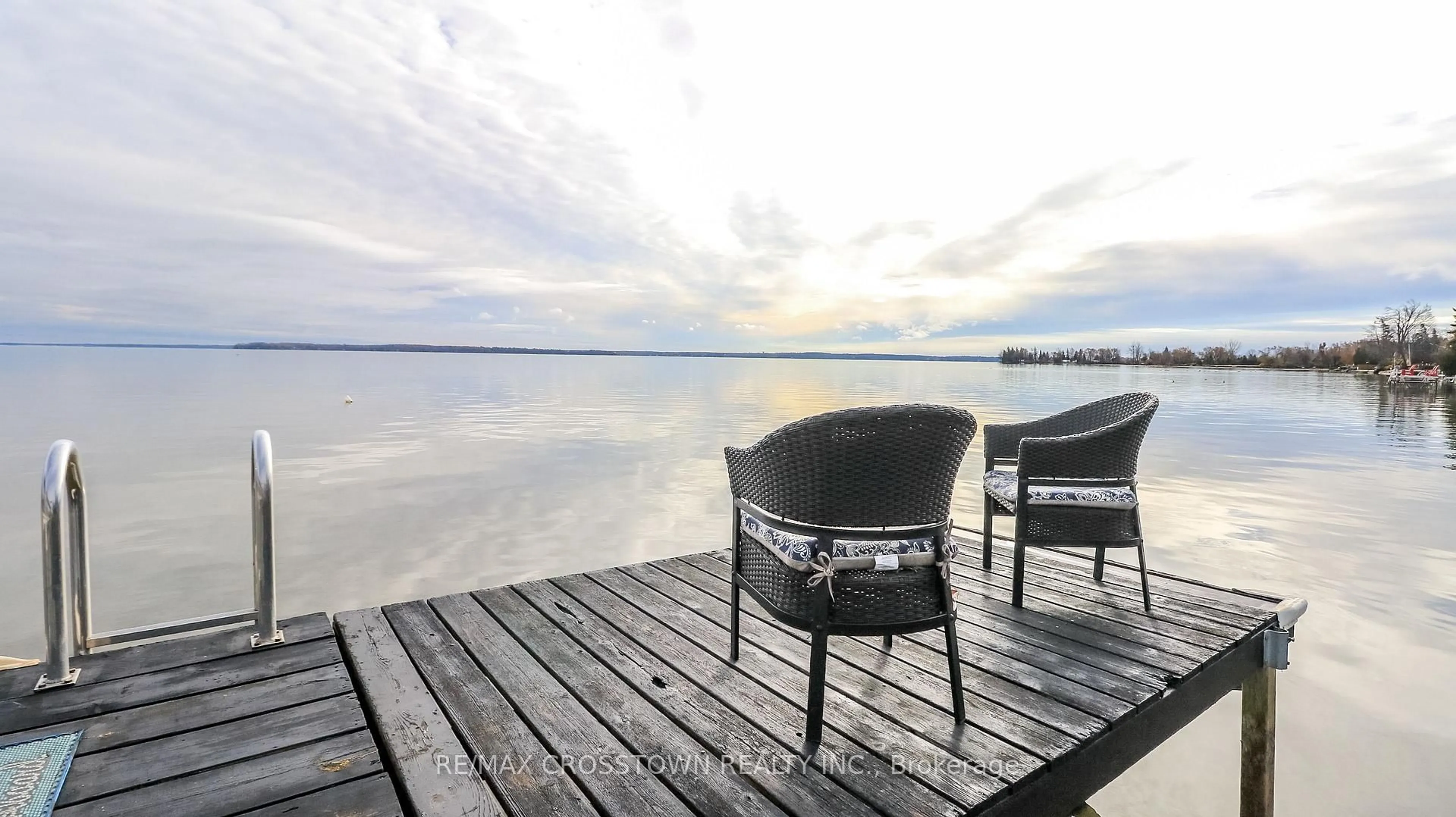 Patio, water/lake/river/ocean view for 2325 Crystal Beach Rd, Innisfil Ontario L9S 3W8
