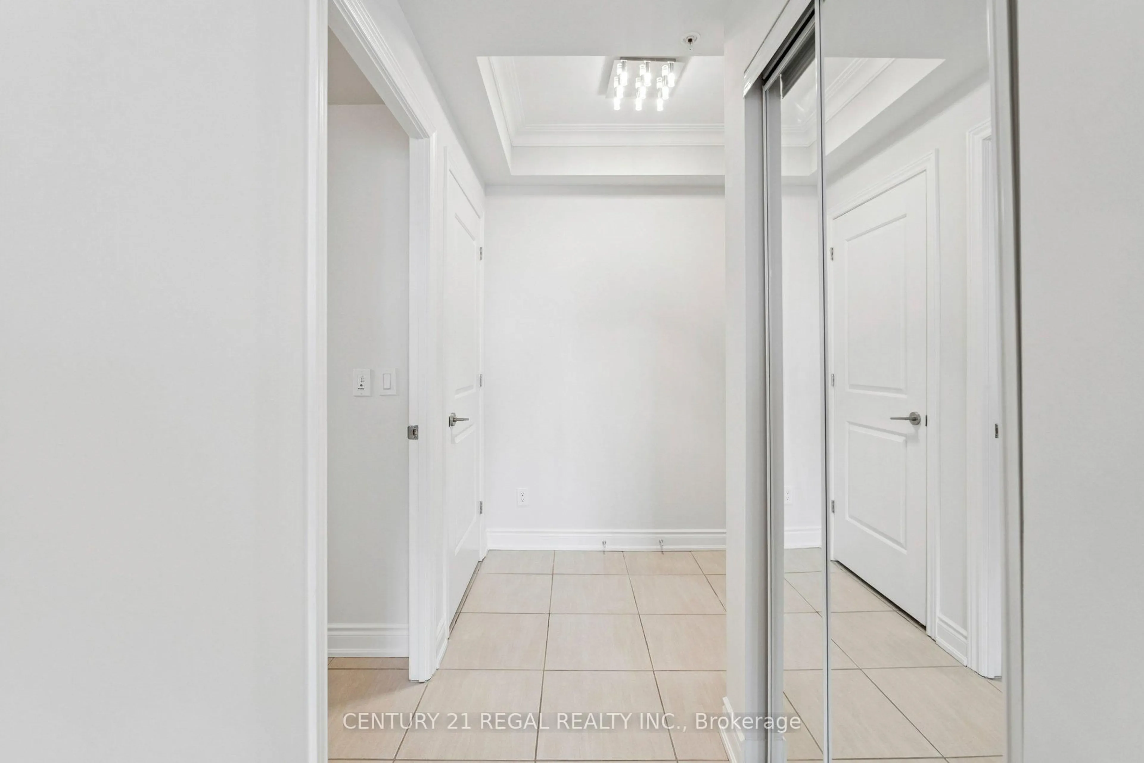 Unknown for 9090 Yonge St #1206B, Richmond Hill Ontario L4C 0Z1