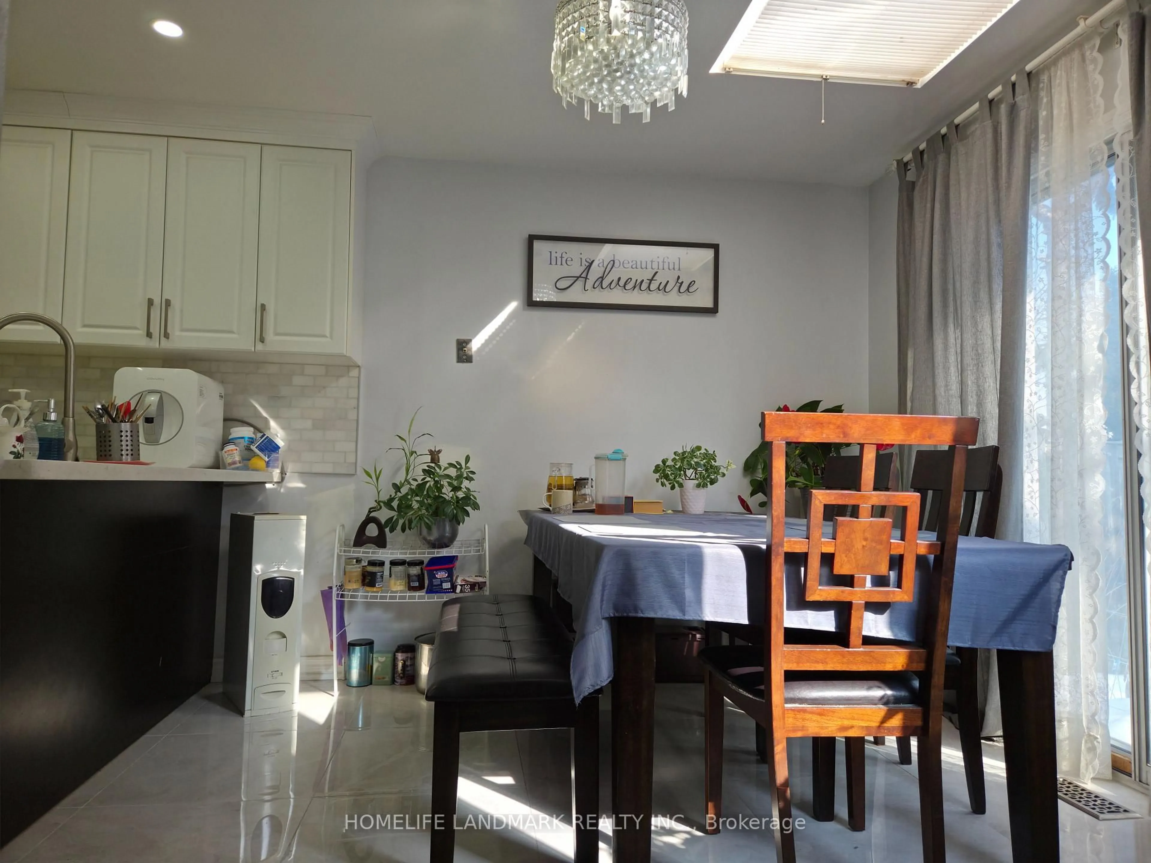 Dining room, unknown for 35 Royal Palm Dr, Vaughan Ontario L4J 5R4