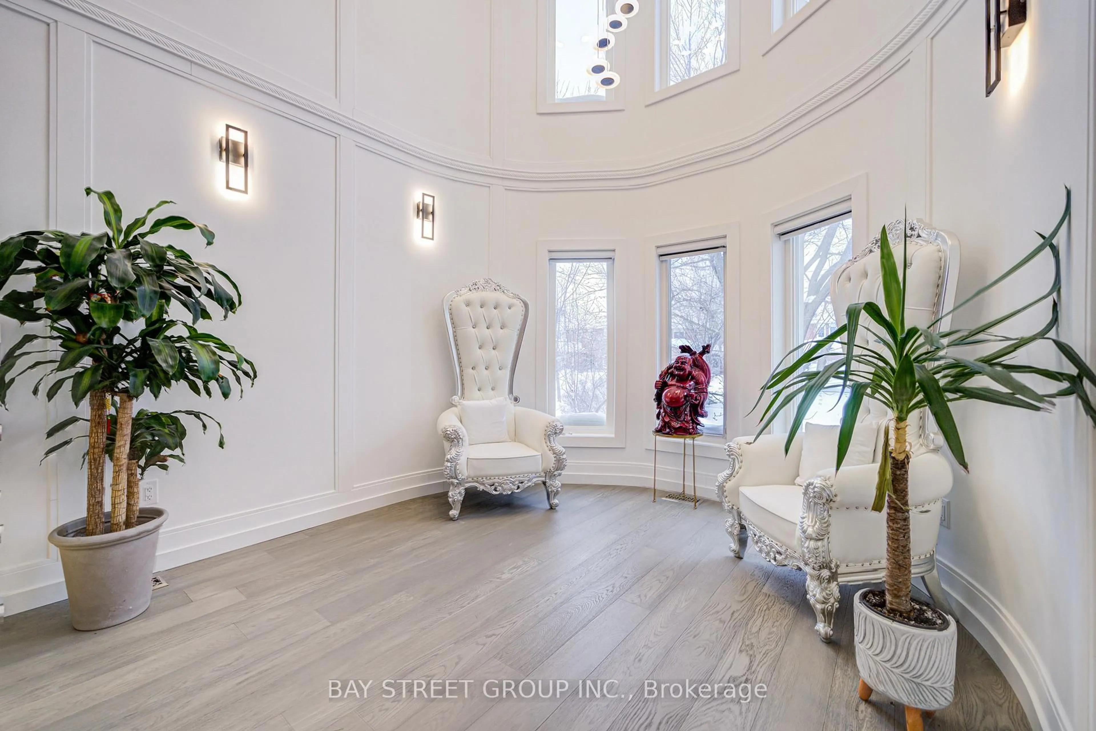 Indoor entryway for 48 Coldstream Cres, Richmond Hill Ontario L4S 1E5