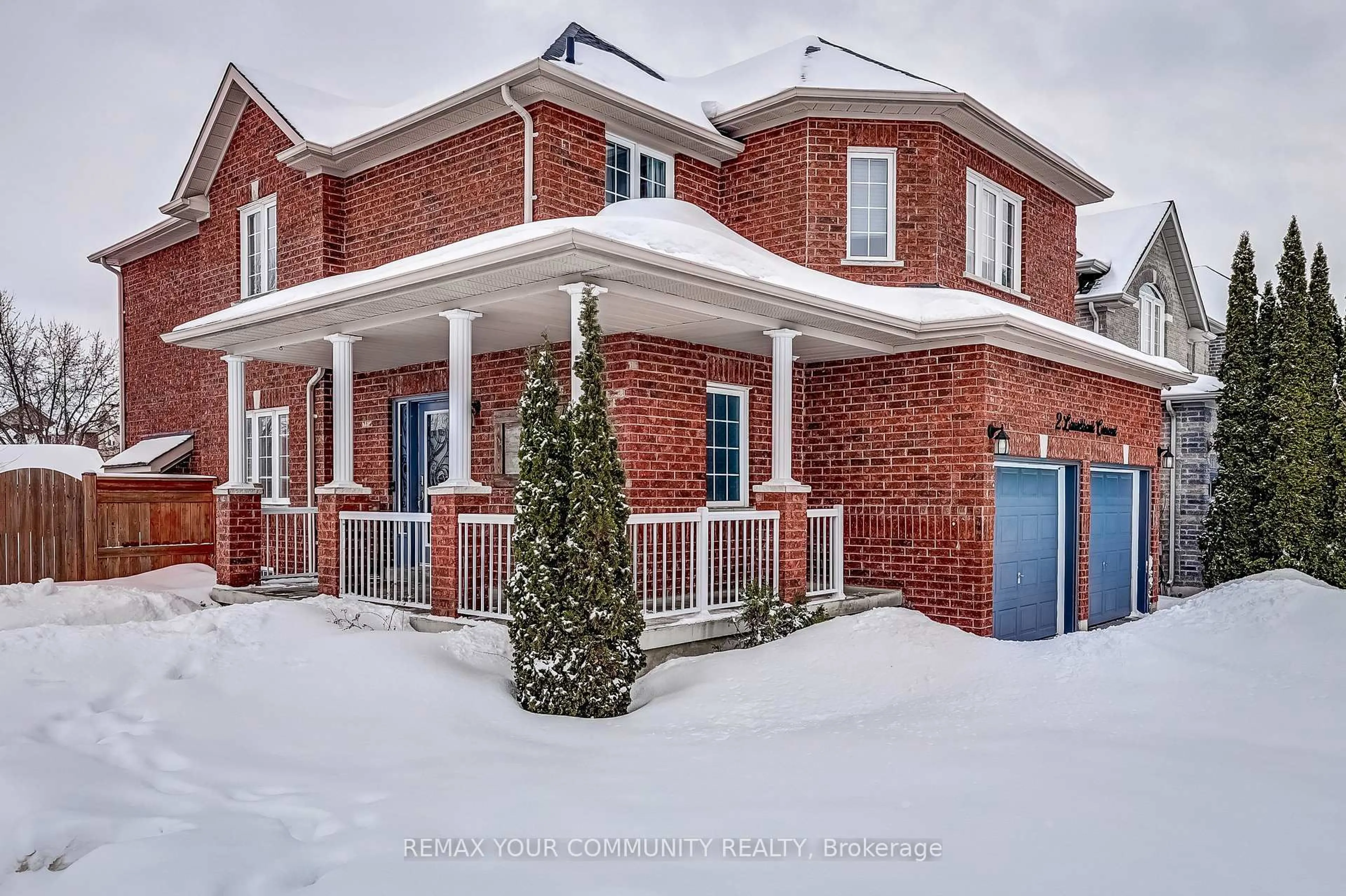 Home with brick exterior material, street for 2 Laurelbank Cres, Georgina Ontario L4P 4H6