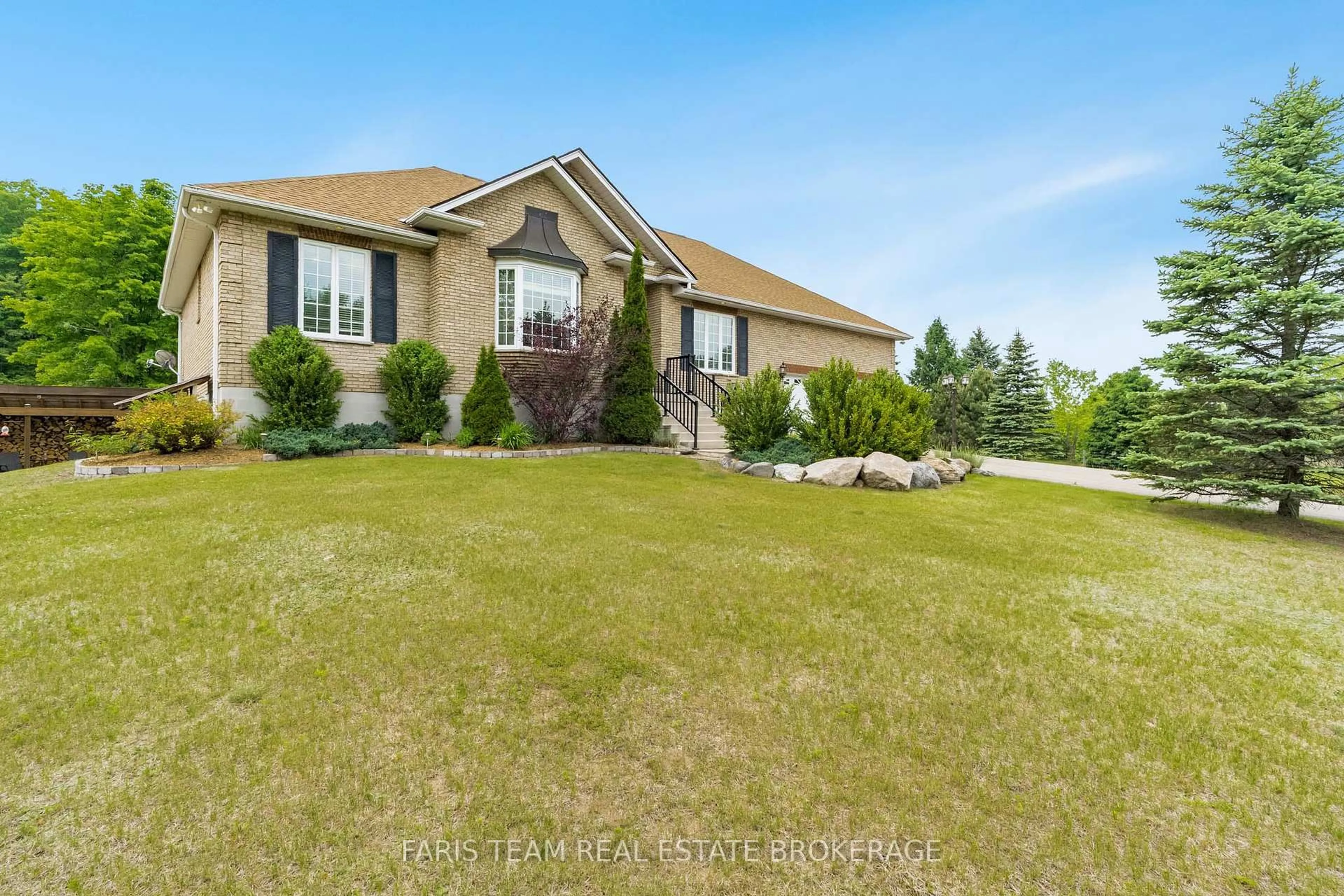 A pic from outside/outdoor area/front of a property/back of a property/a pic from drone, water/lake/river/ocean view for 6972 Concession Road 2, Adjala-Tosorontio Ontario L0M 1M0