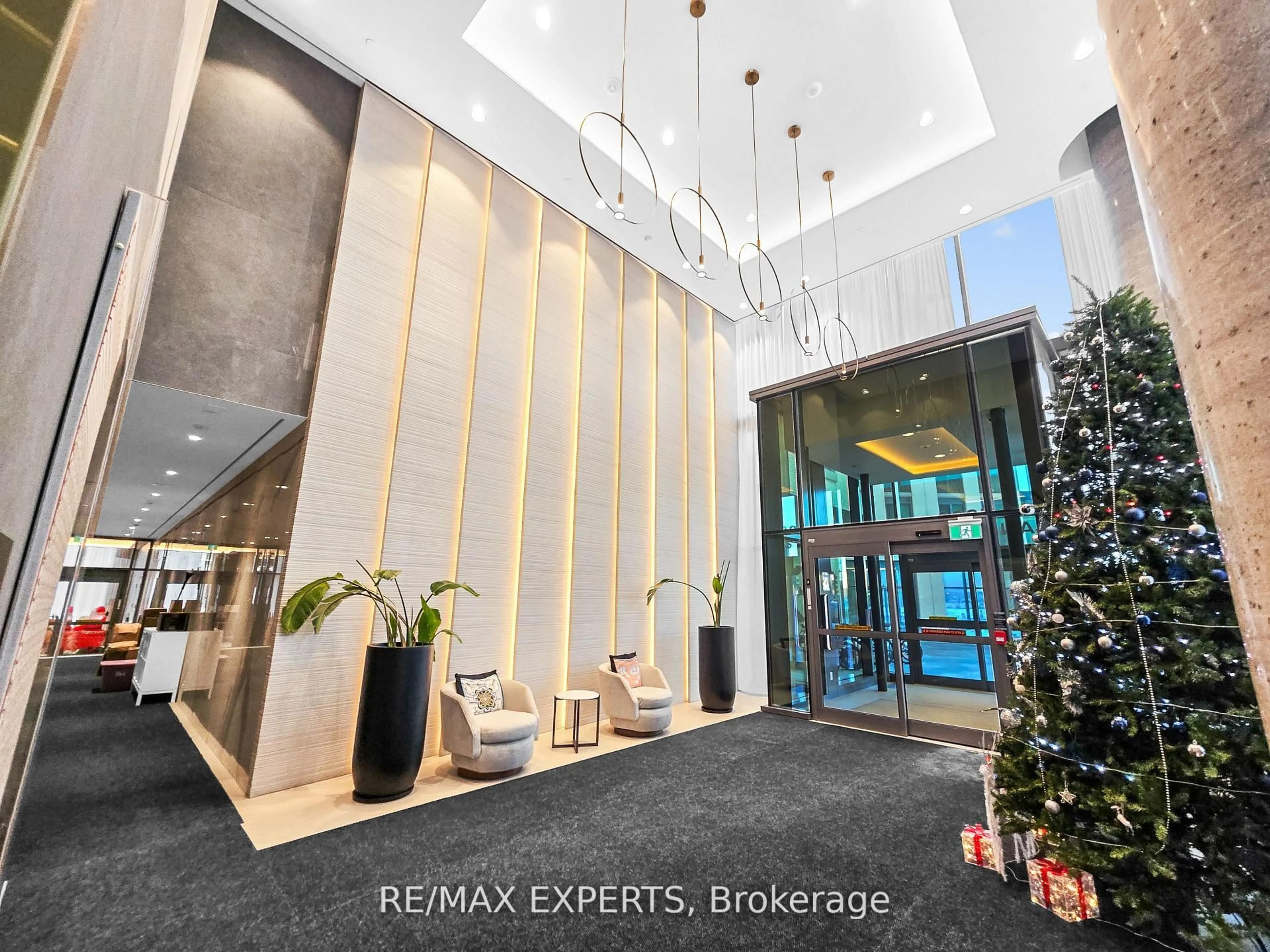 Lobby for 7890 Jane St #4701, Vaughan Ontario L4K 0K9