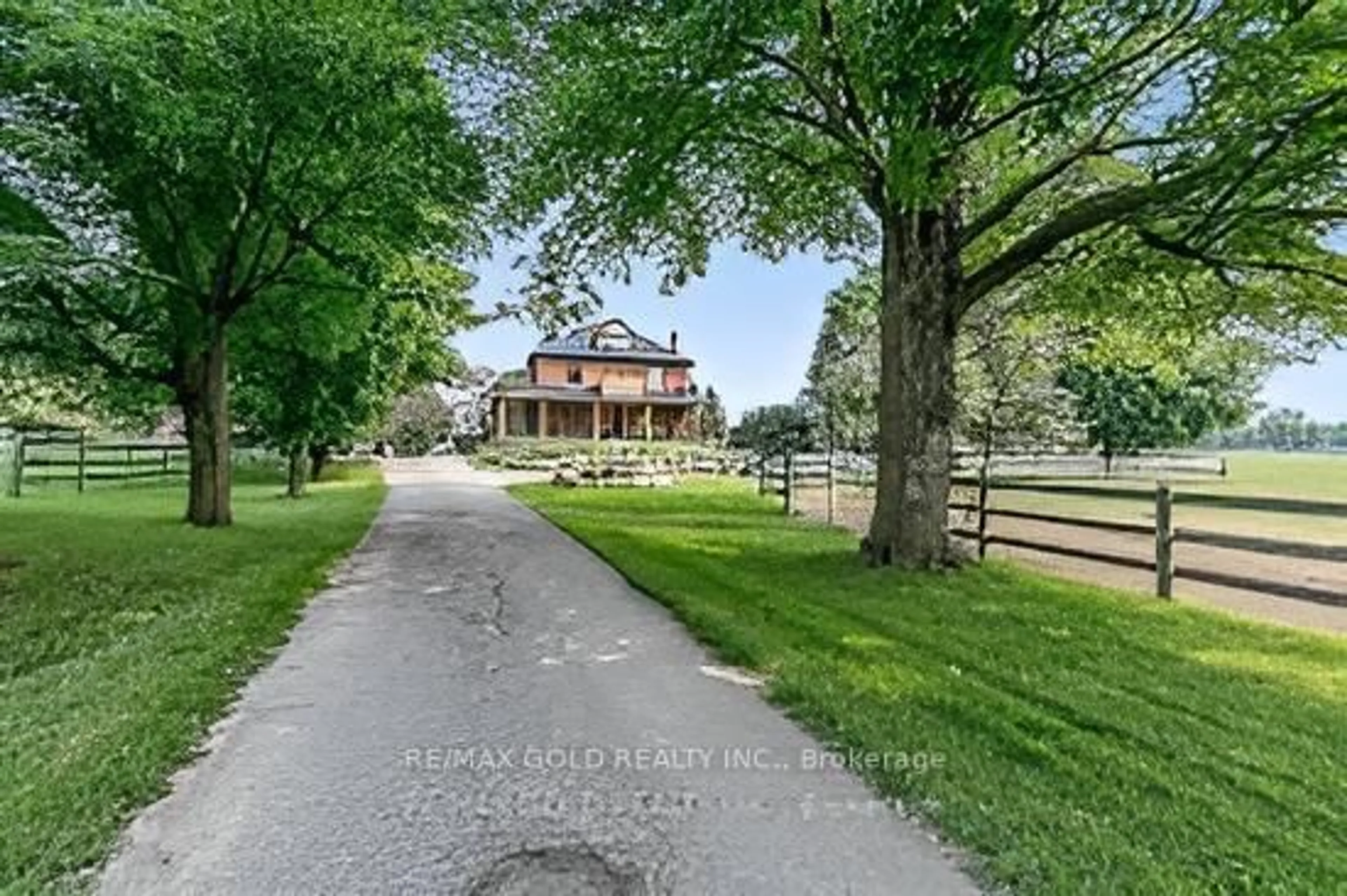 A pic from outside/outdoor area/front of a property/back of a property/a pic from drone, street for 10258 Highway 9, Adjala-Tosorontio Ontario L0G 1L0