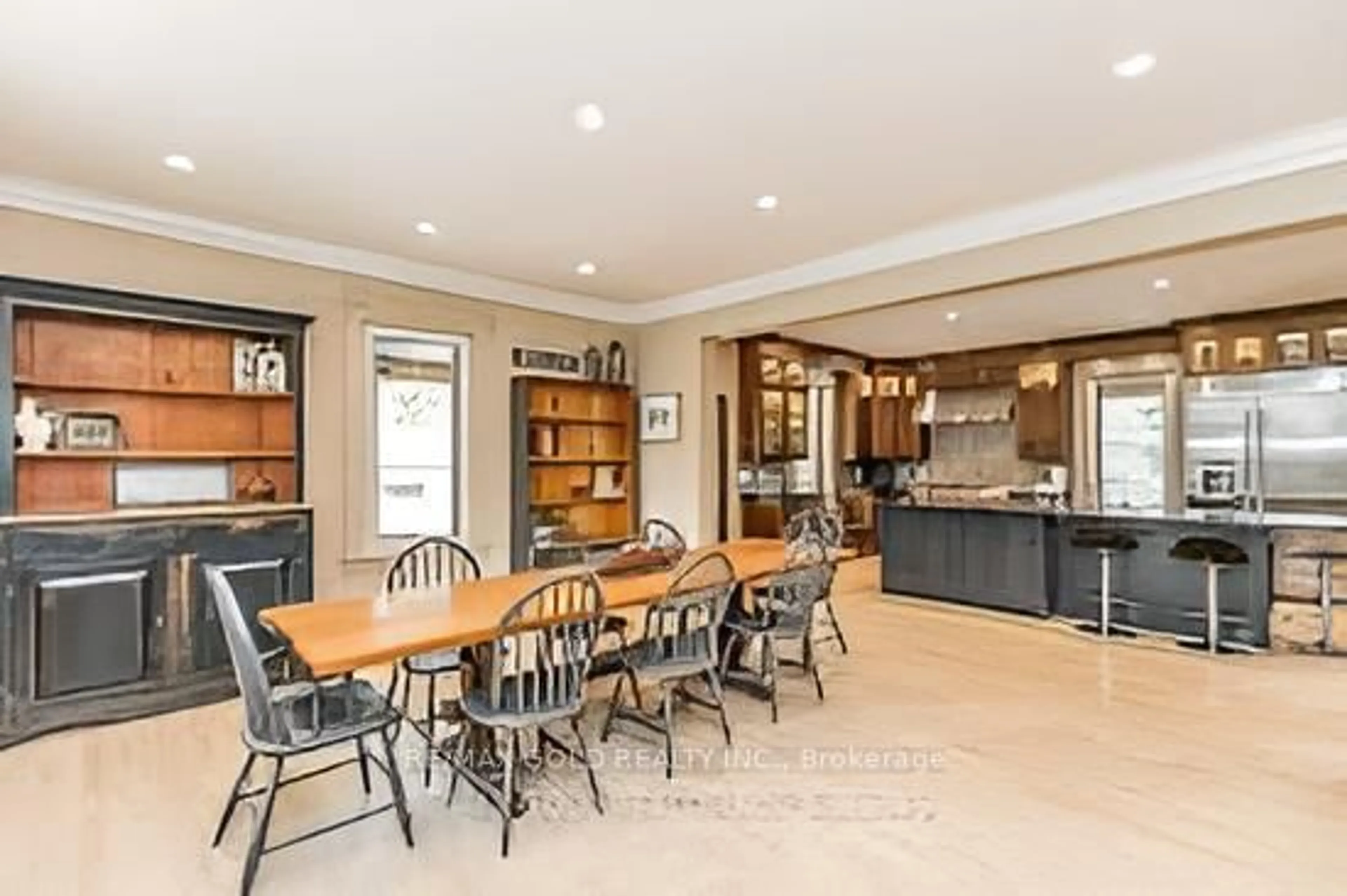 Open concept kitchen, ceramic/tile floor for 10258 Highway 9, Adjala-Tosorontio Ontario L0G 1L0