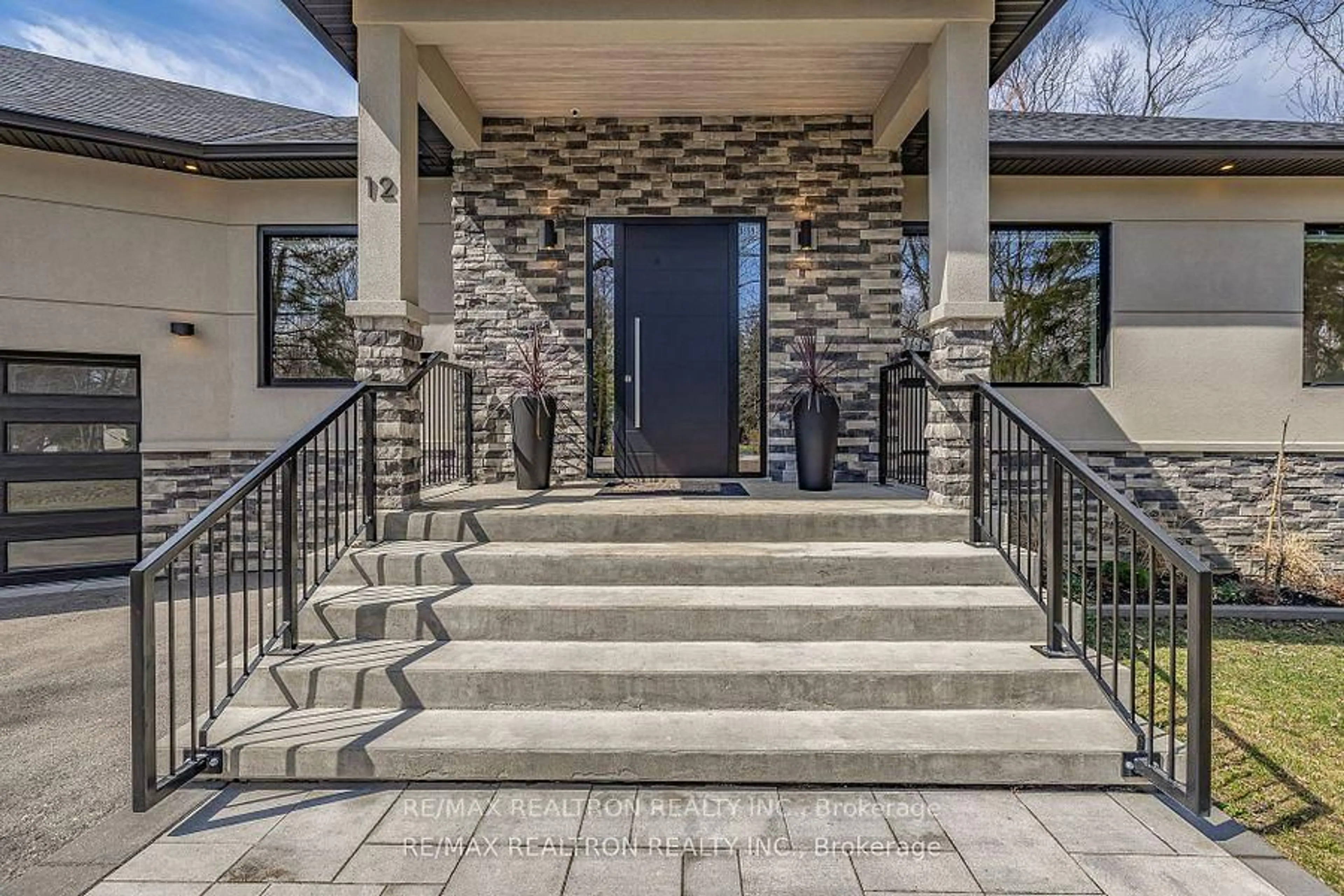 Unknown for 12 Morgans Rd, East Gwillimbury Ontario L9N 0E7