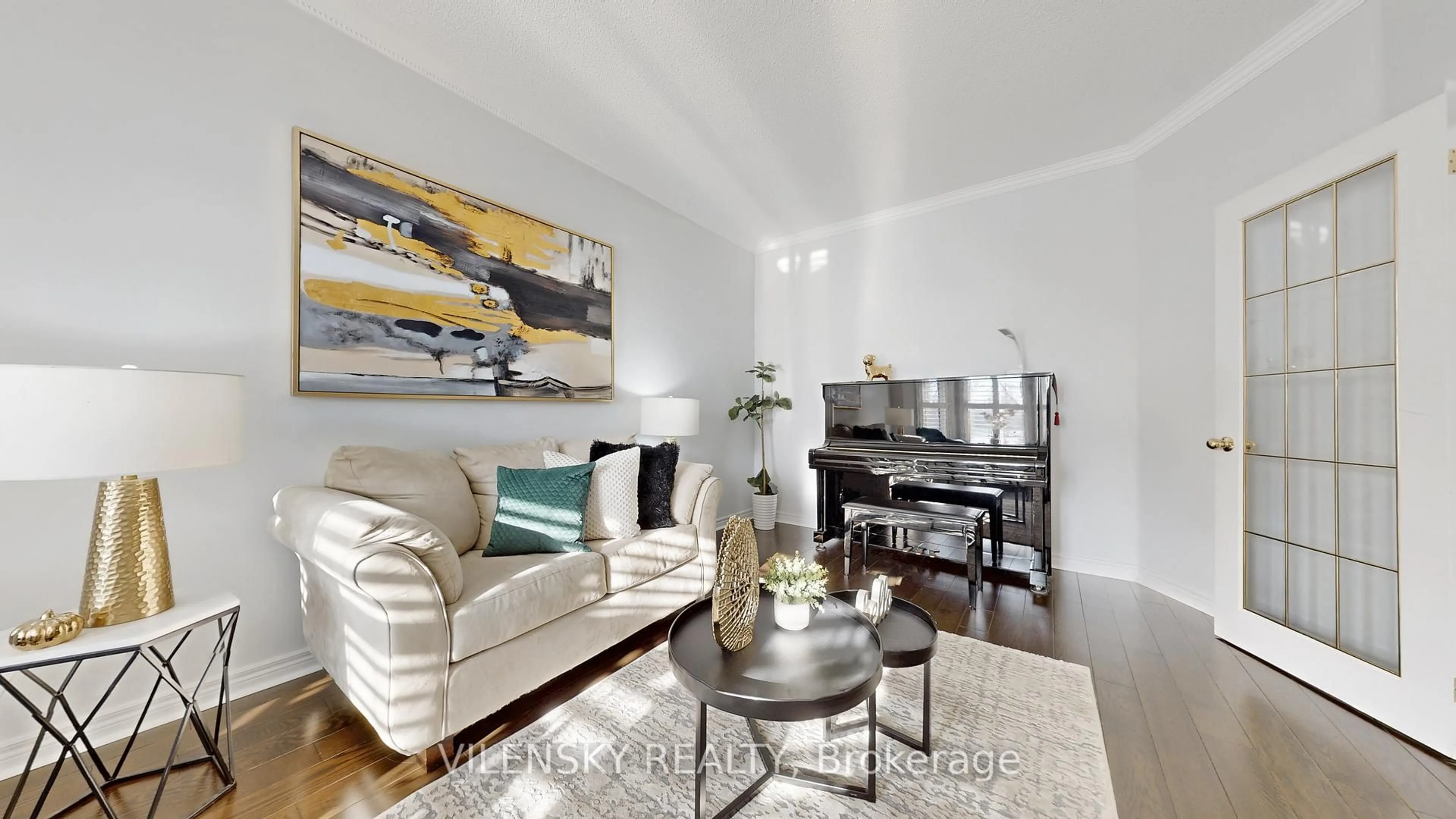 Living room with furniture, unknown for 15 Gladstone Ave, Vaughan Ontario L6A 2C2