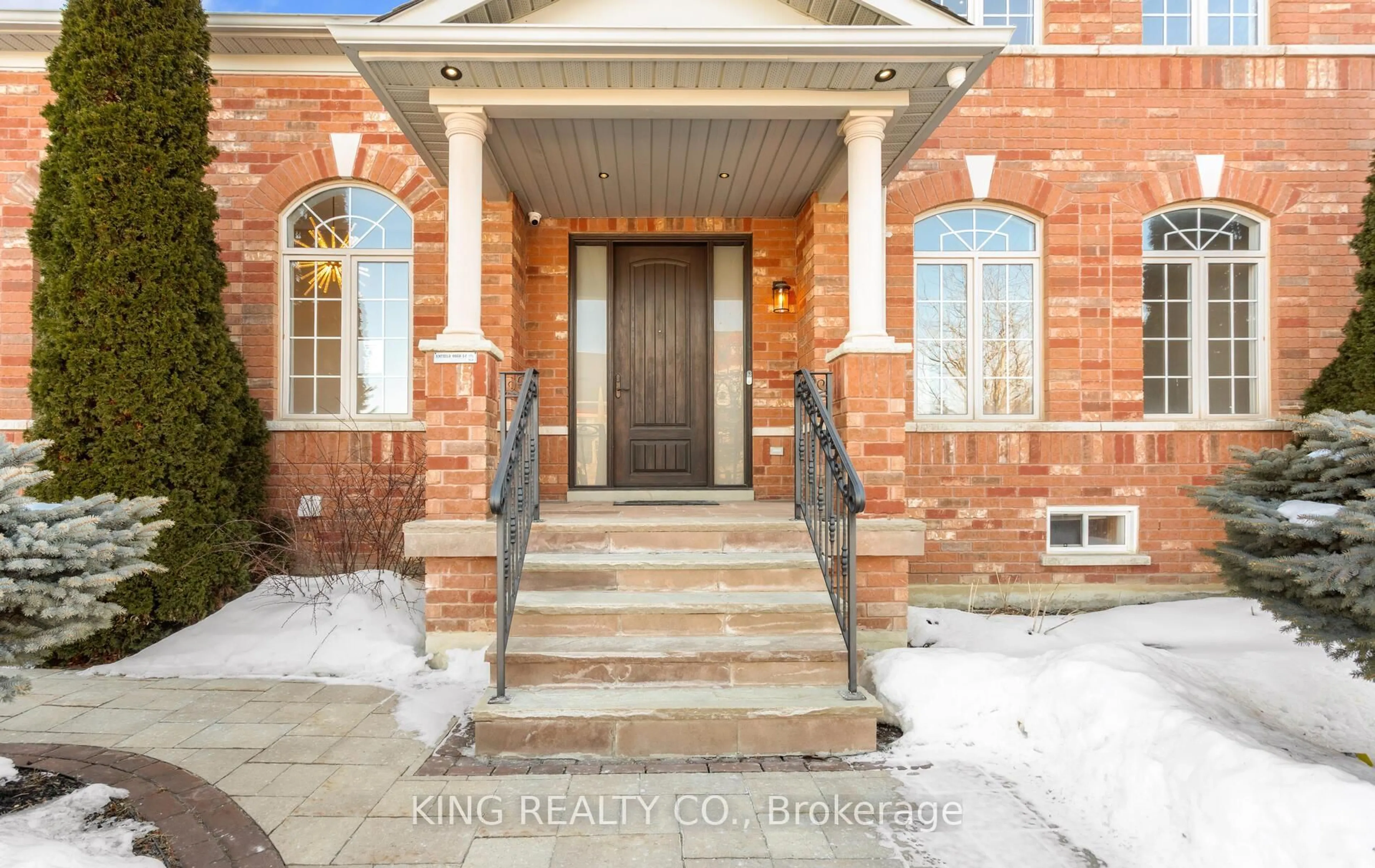 Indoor entryway for 101 Ascalon Dr, Vaughan Ontario L6A 0M4