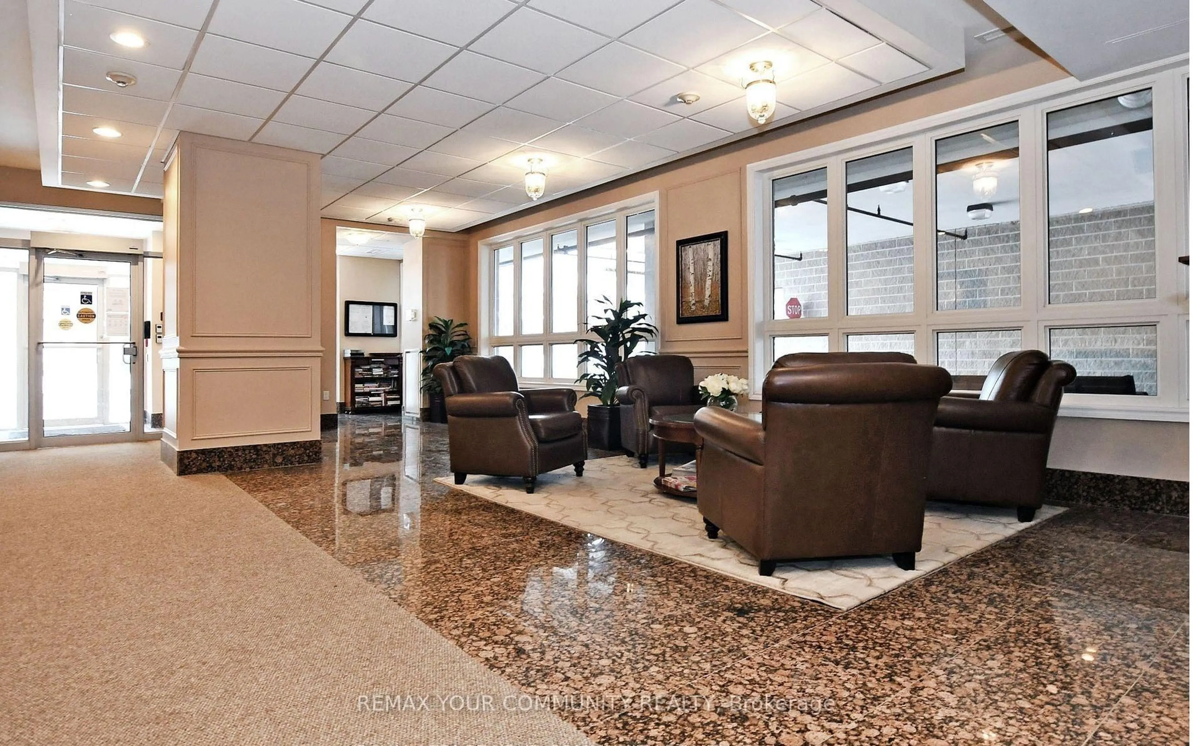 Lobby for 15450 Yonge St #205, Aurora Ontario L4G 0K1