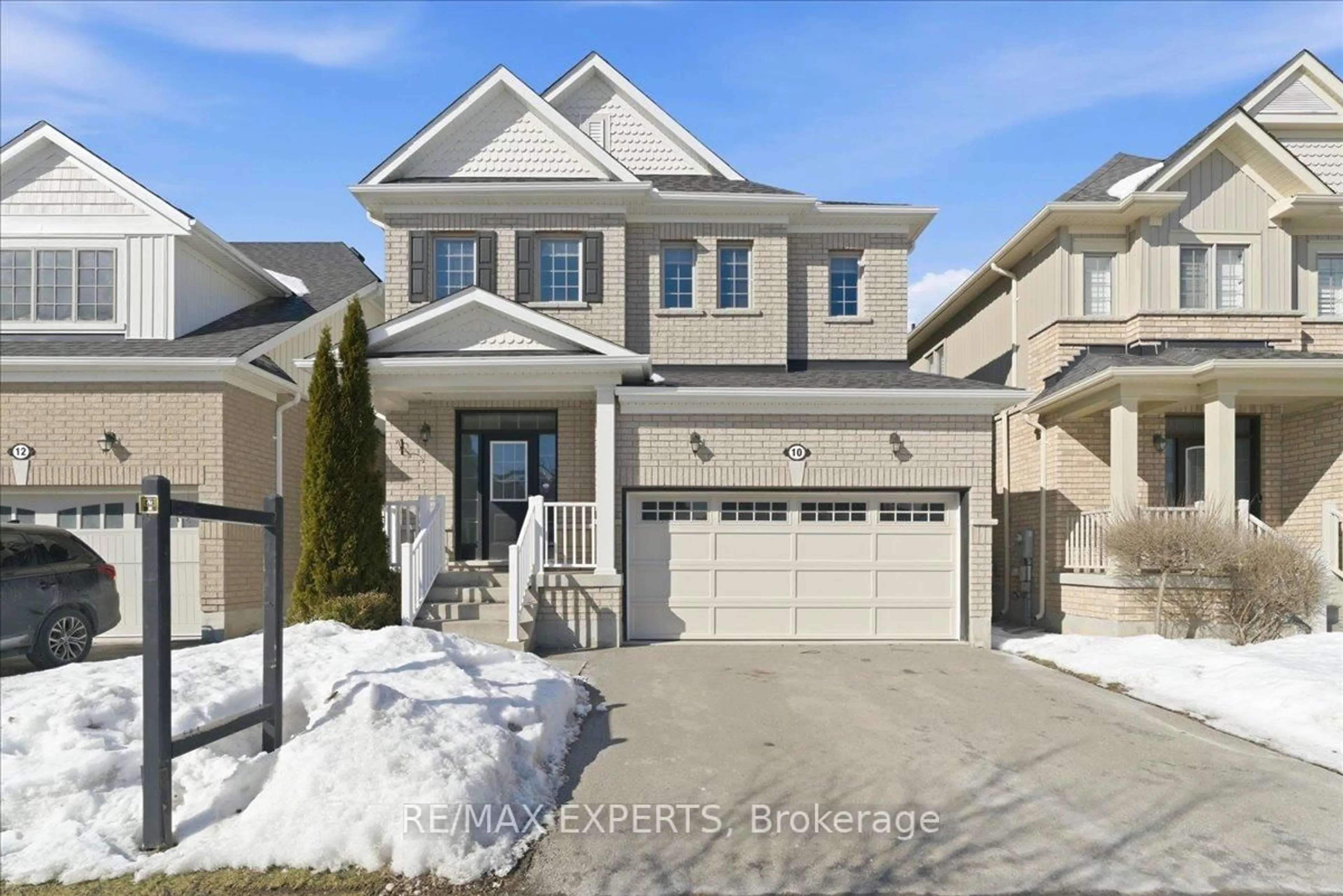 Unknown for 10 Mccabe Lane, New Tecumseth Ontario L0G 1W0