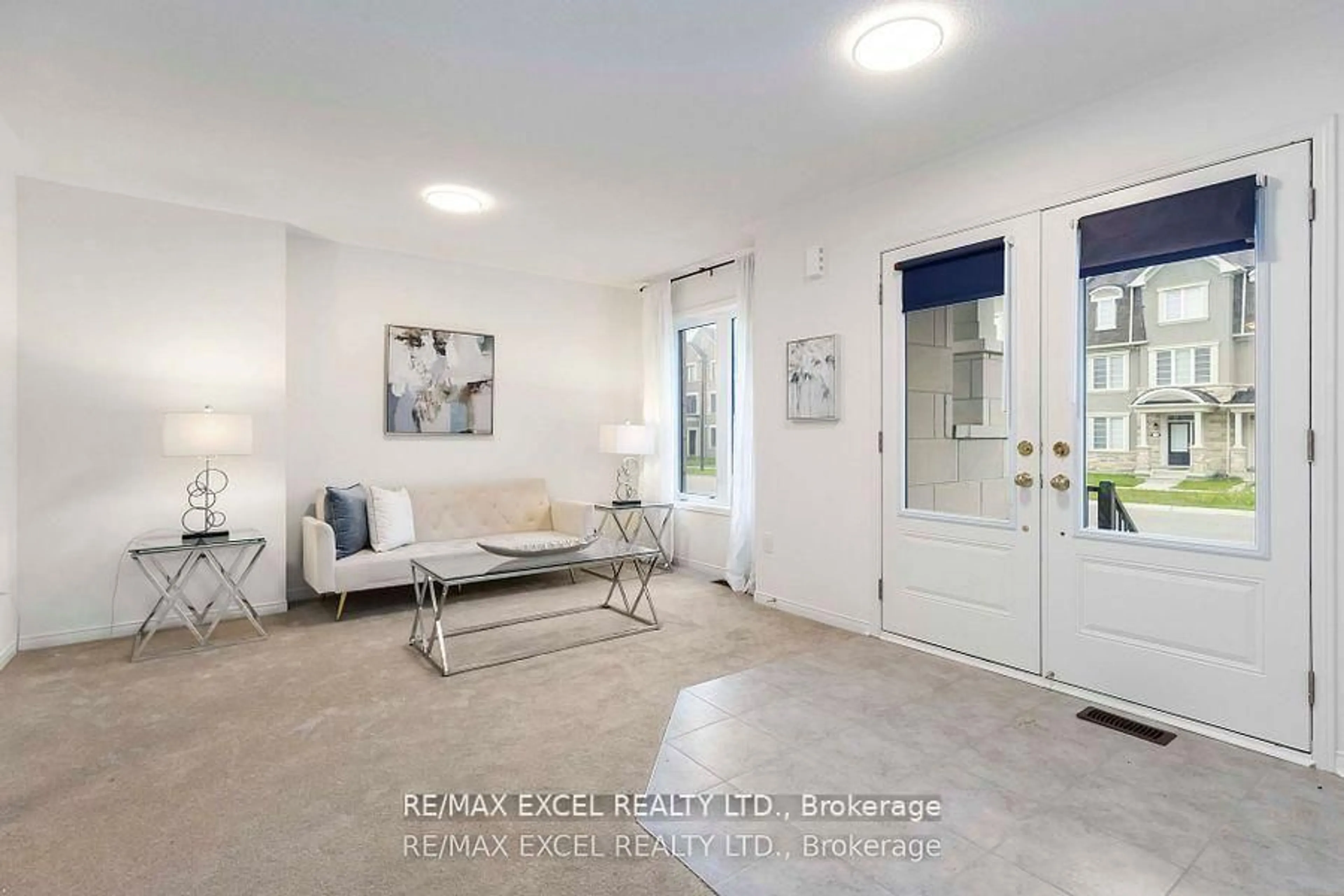 Indoor entryway for 69 William F Bell Pkwy, Richmond Hill Ontario L4S 0K1