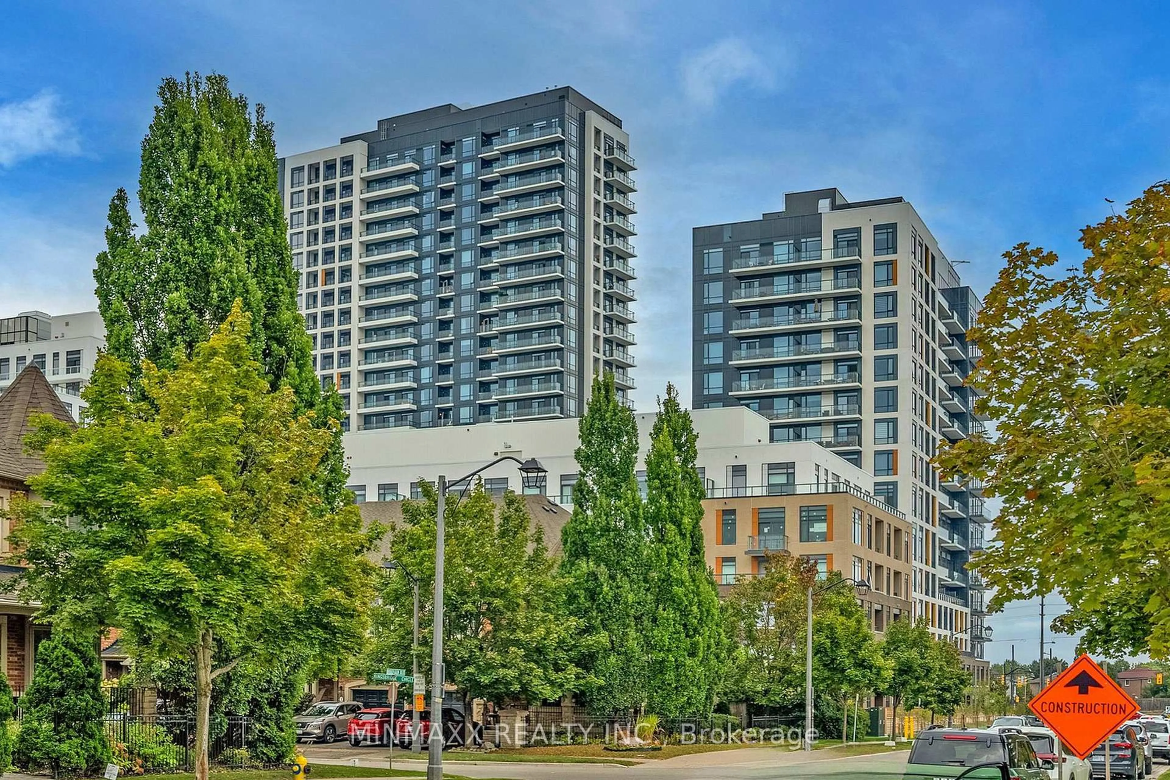 A pic from outside/outdoor area/front of a property/back of a property/a pic from drone, city buildings view from balcony for 8 Beverley Glen Blvd #D620, Vaughan Ontario L4J 0L5