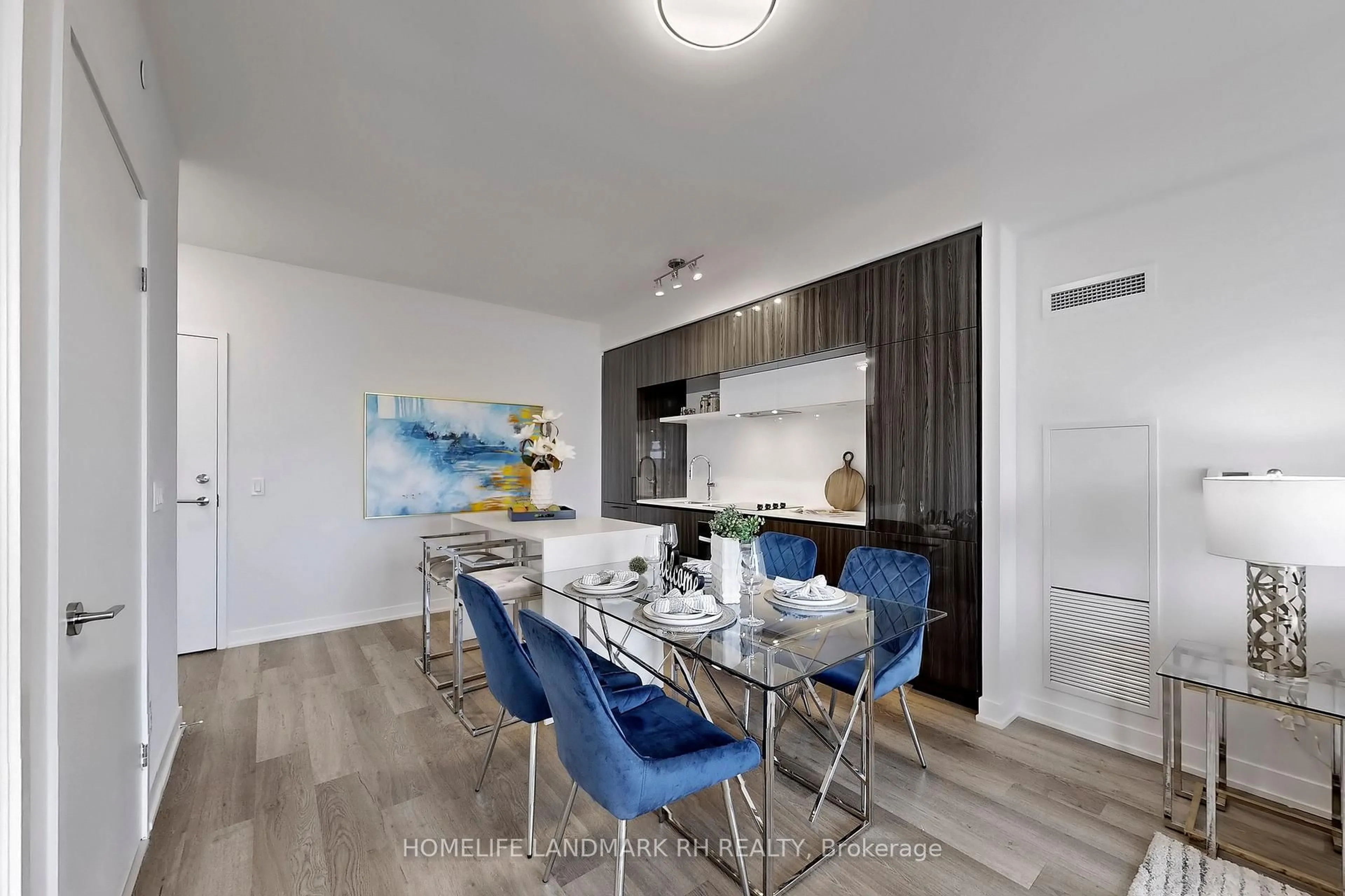 Unknown for 2 David Eyer Rd #626, Richmond Hill Ontario L4S 0N6