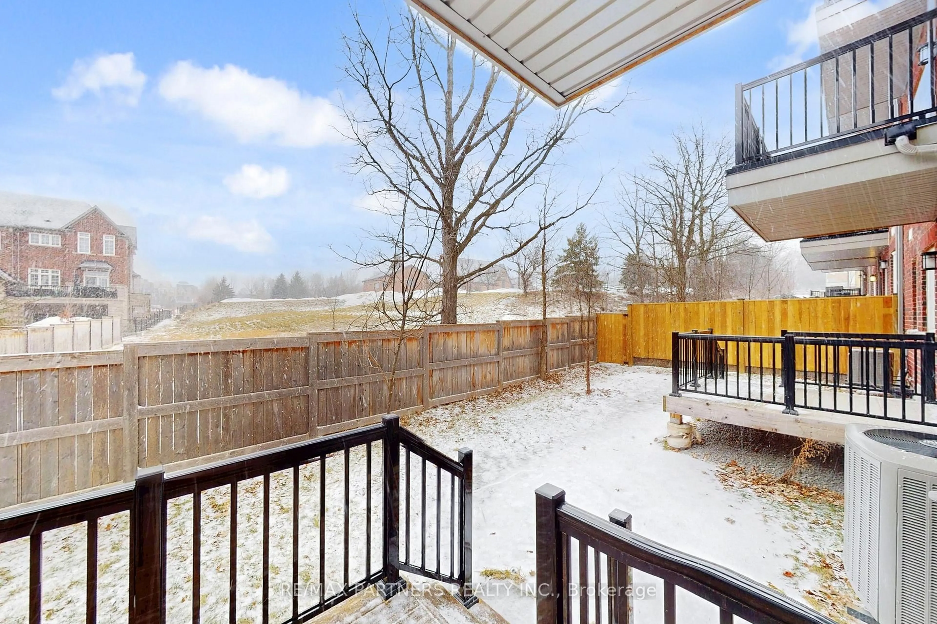Patio, unknown for 26 Island Green Lane, Markham Ontario L6C 0Y7