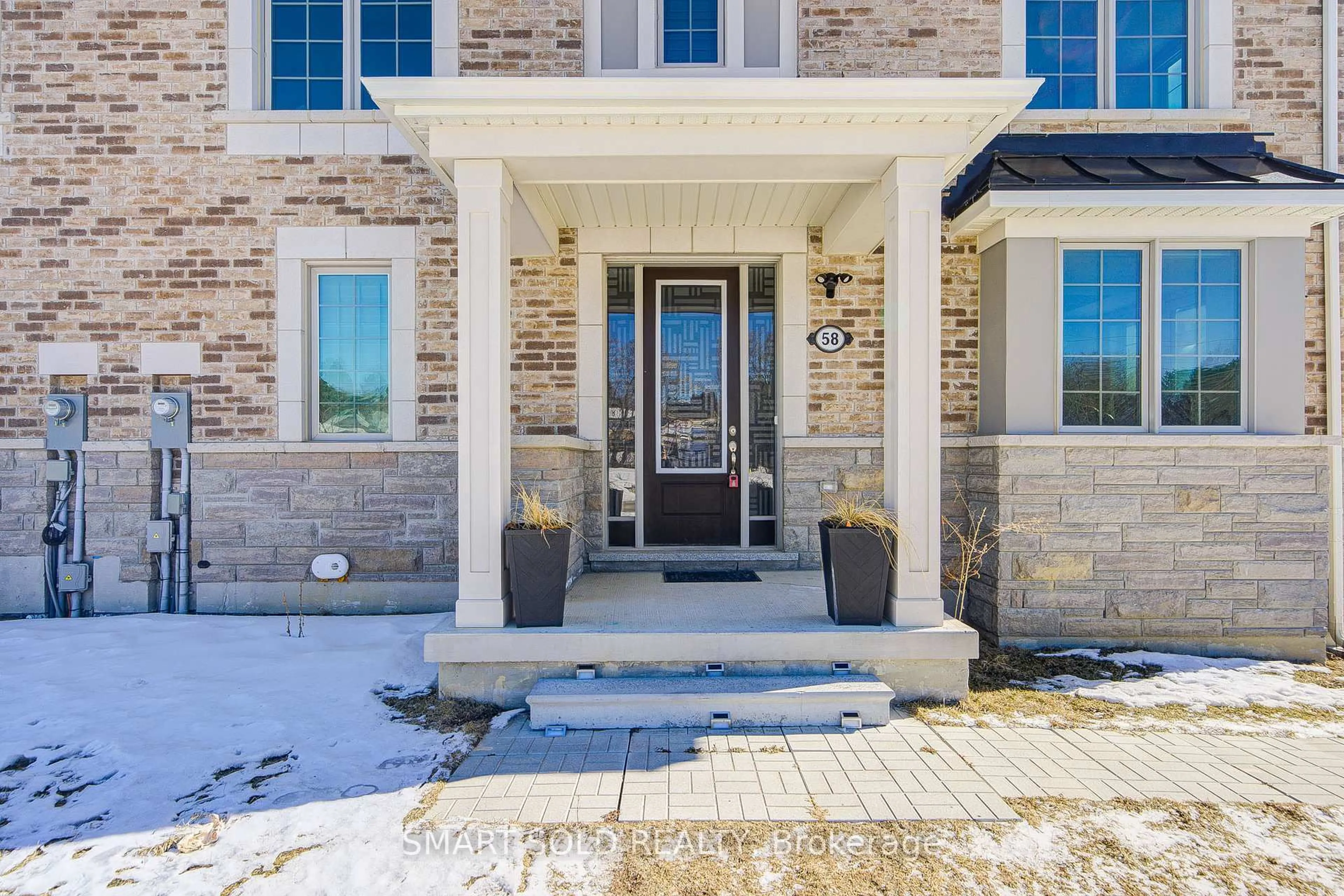 Indoor entryway for 58 Thomas Frisby Jr Cres, Markham Ontario L6C 1L2