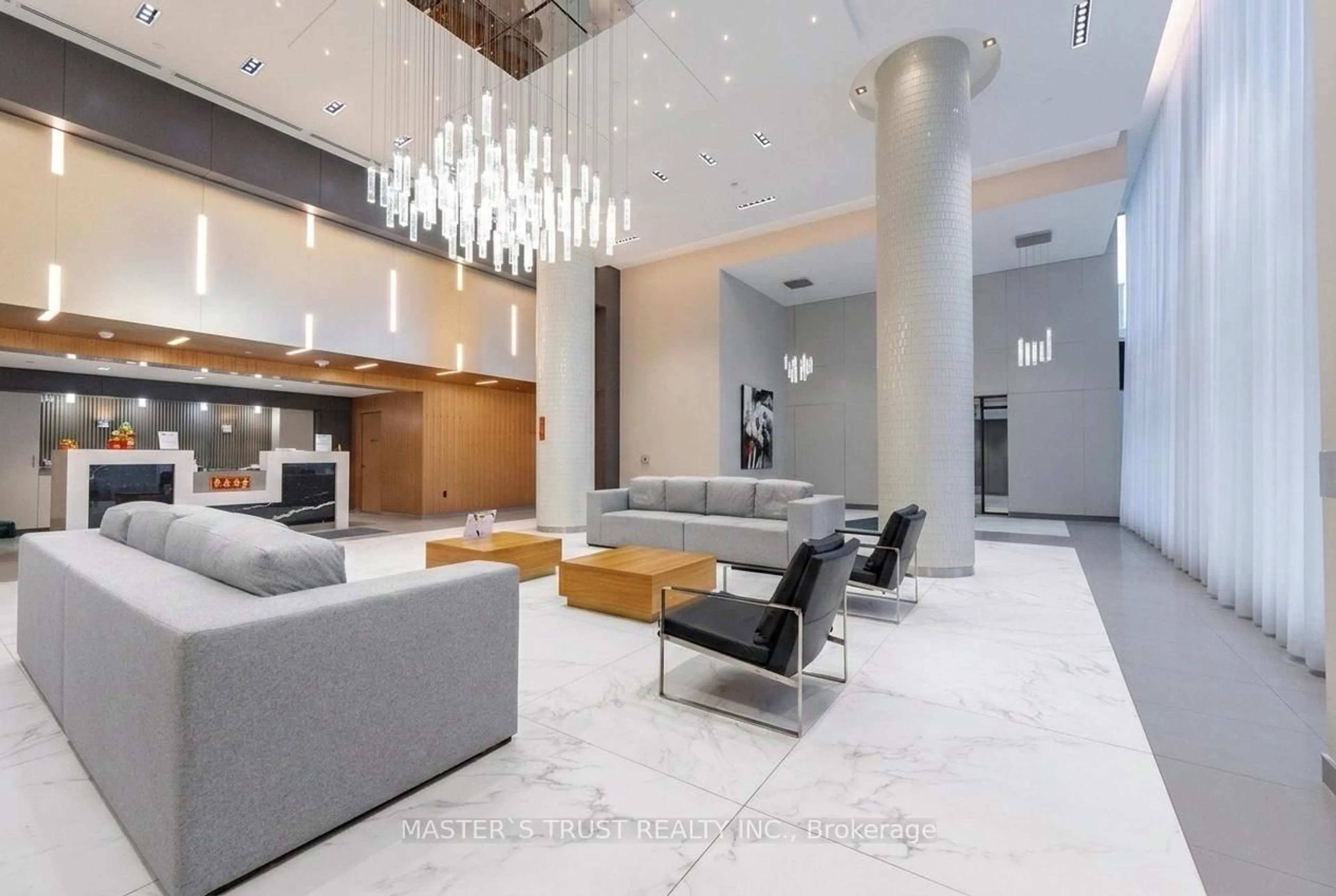 Lobby for 85 Oneida Cres #905, Richmond Hill Ontario L4B 0H4