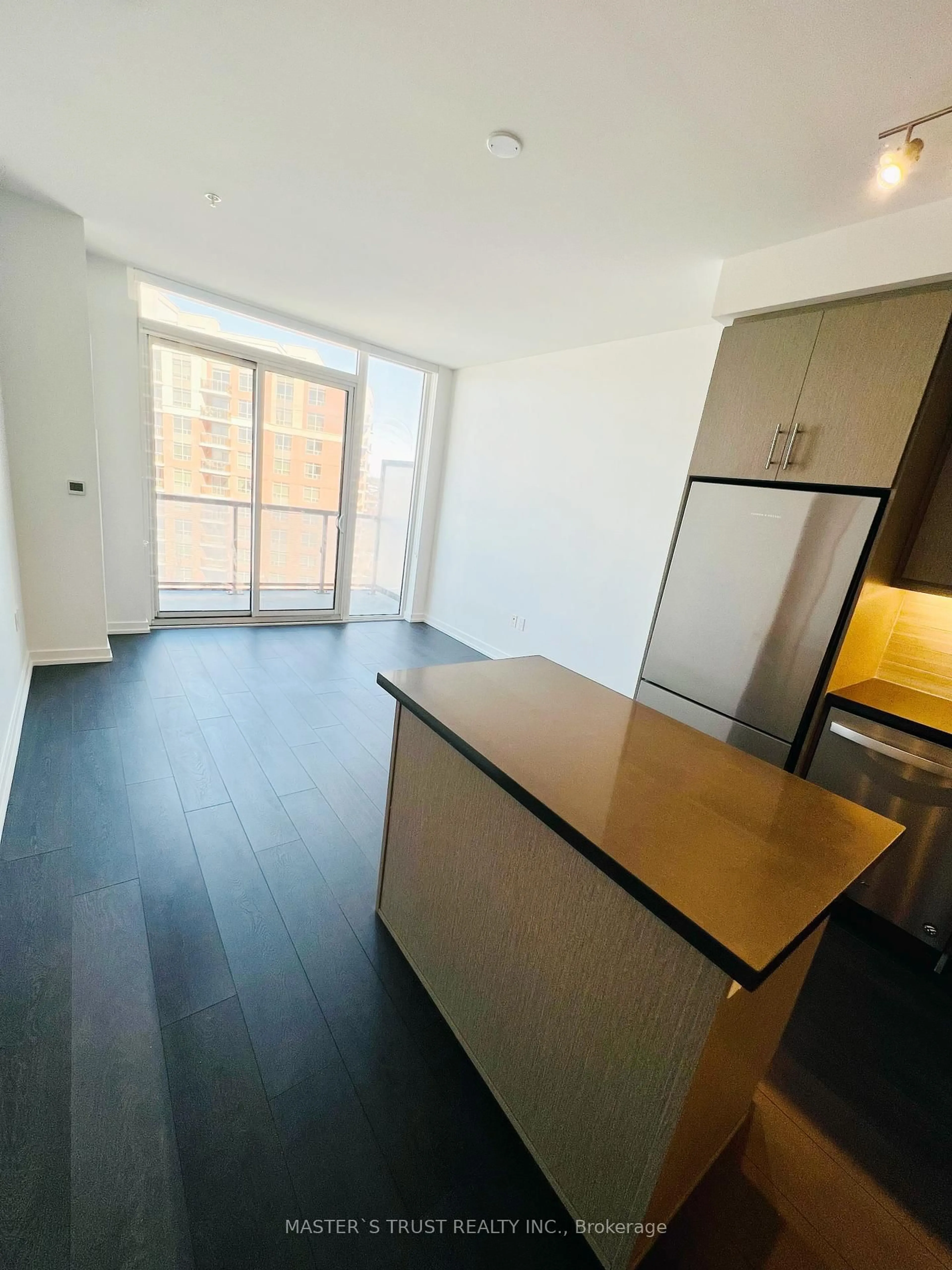 A pic of a room for 85 Oneida Cres #905, Richmond Hill Ontario L4B 0H4