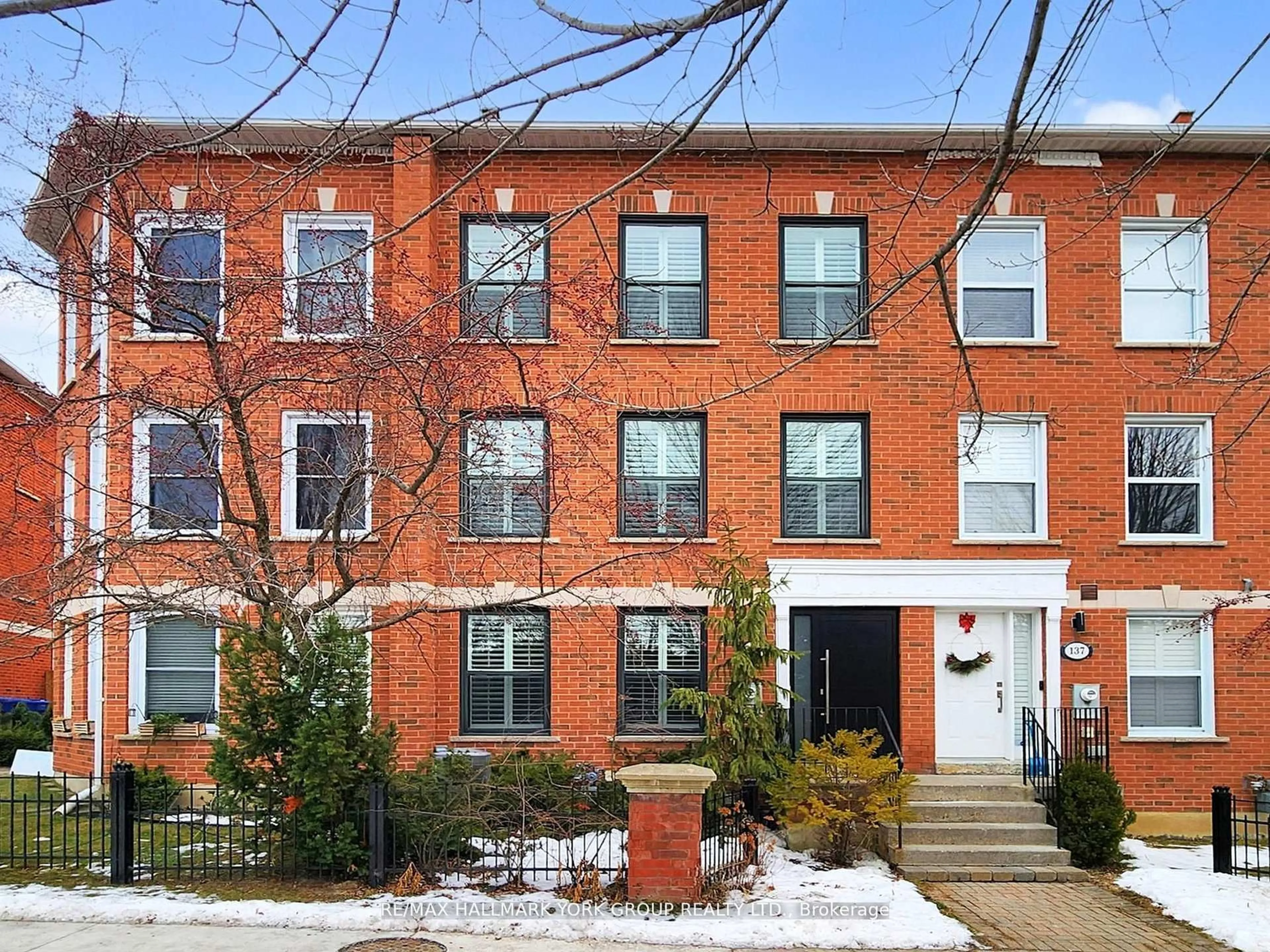 Home with brick exterior material, street for 139 John West Way, Aurora Ontario L4G 7E3