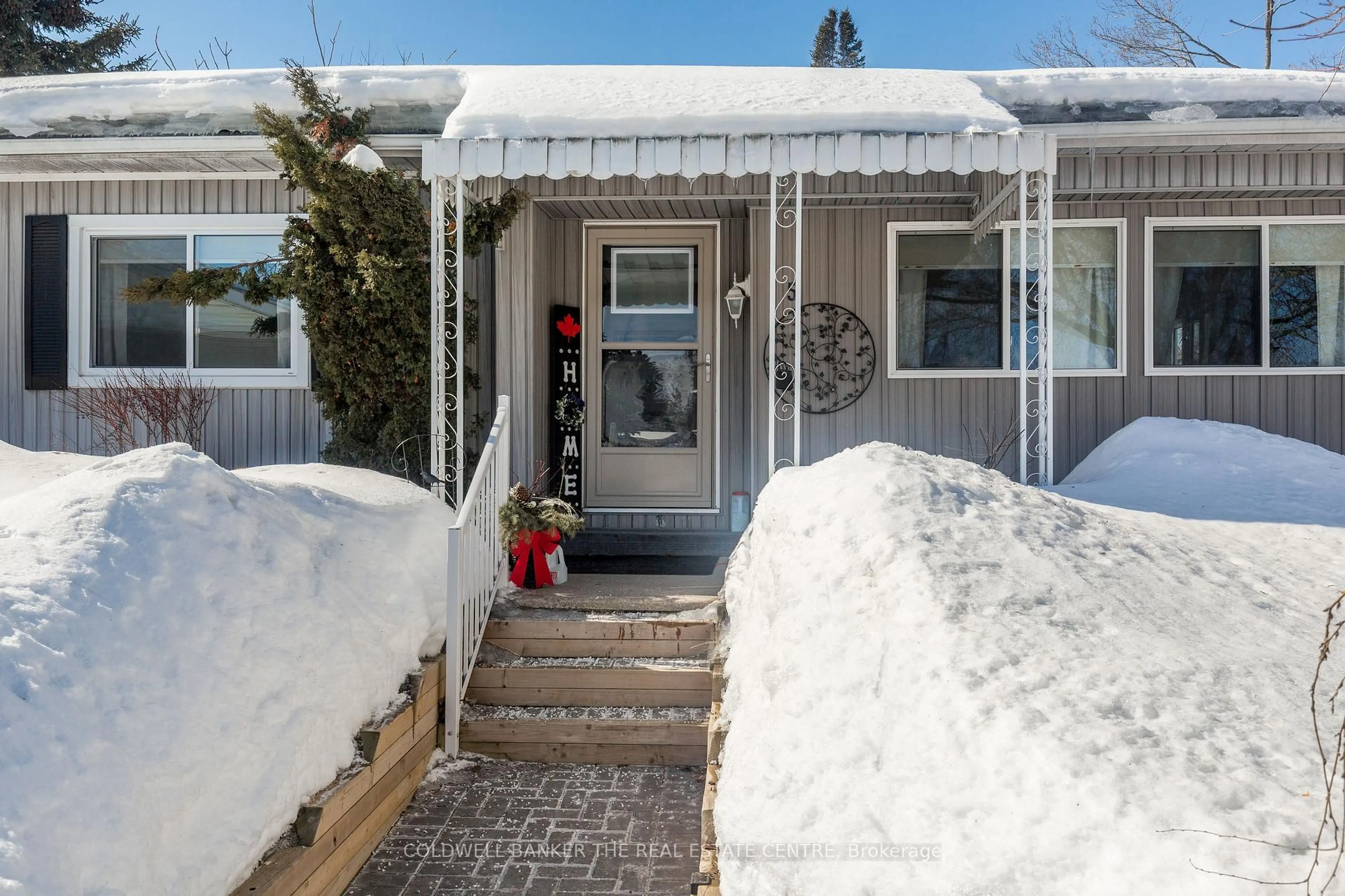 Unknown for 5 Broadway Ave, Innisfil Ontario L9S 1M9