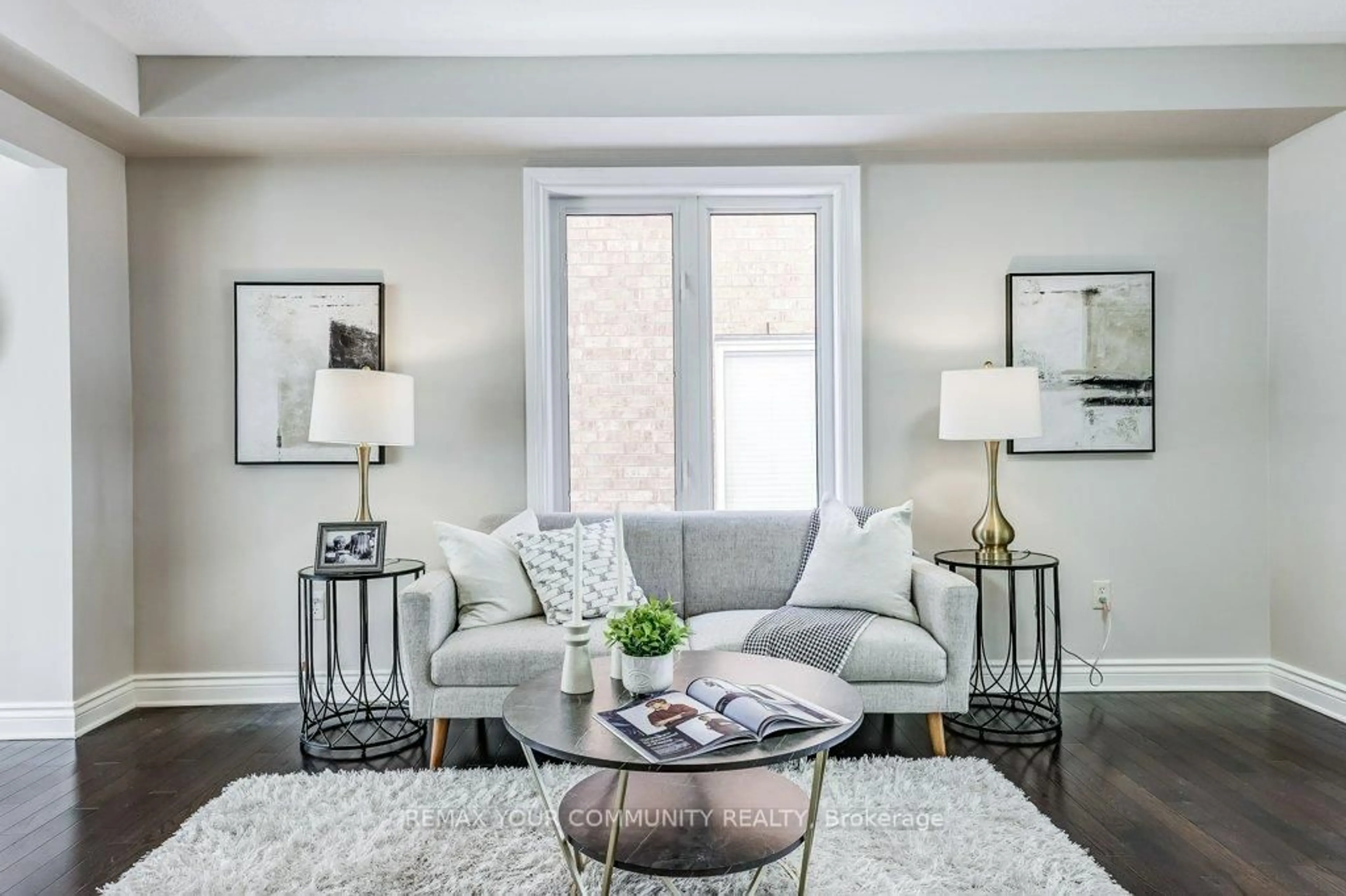 Living room with furniture, unknown for 232 Penndutch Circ, Whitchurch-Stouffville Ontario L4A 0P1