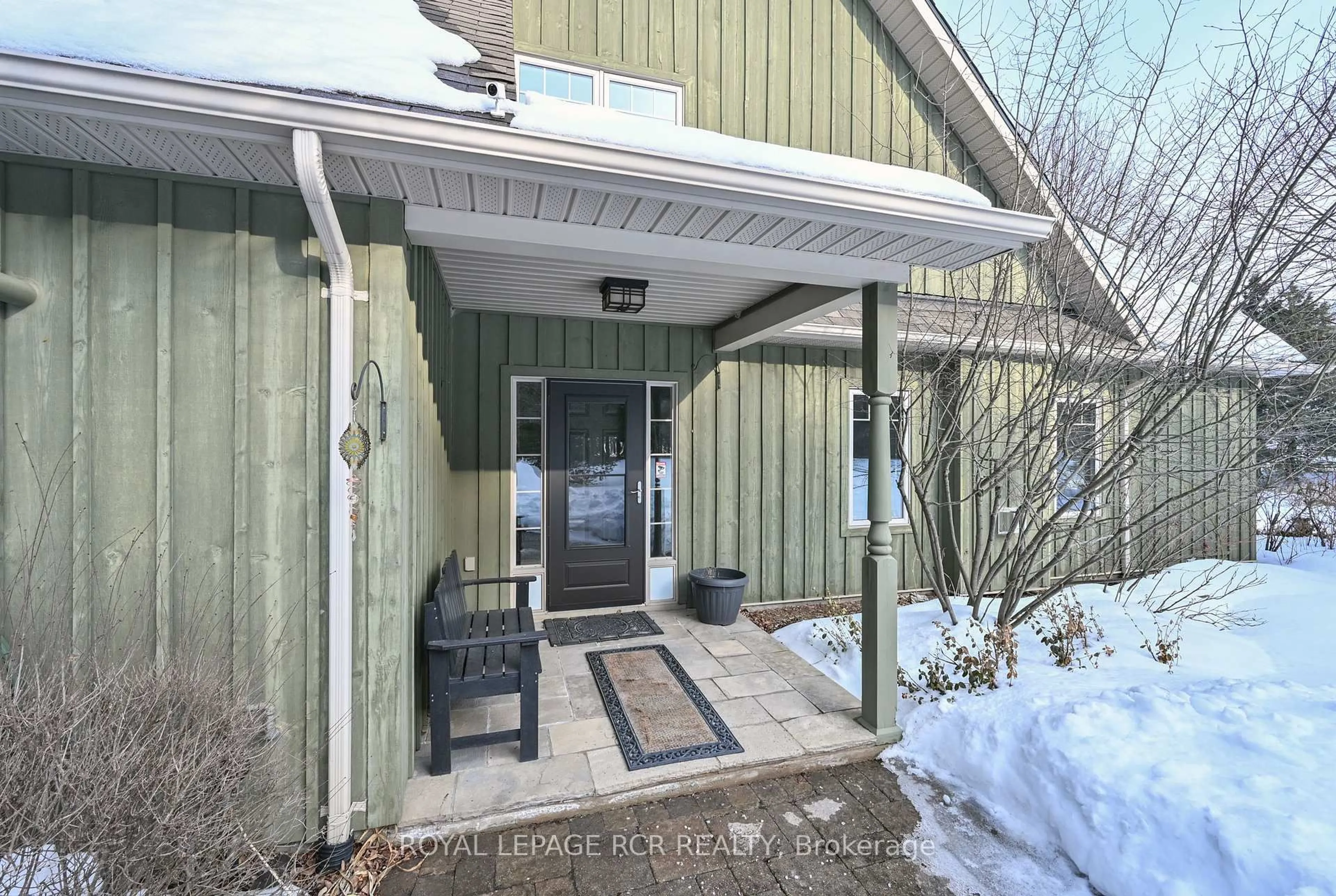 Indoor entryway for 2863 Concession Rd 3, Adjala-Tosorontio Ontario L0N 1P0