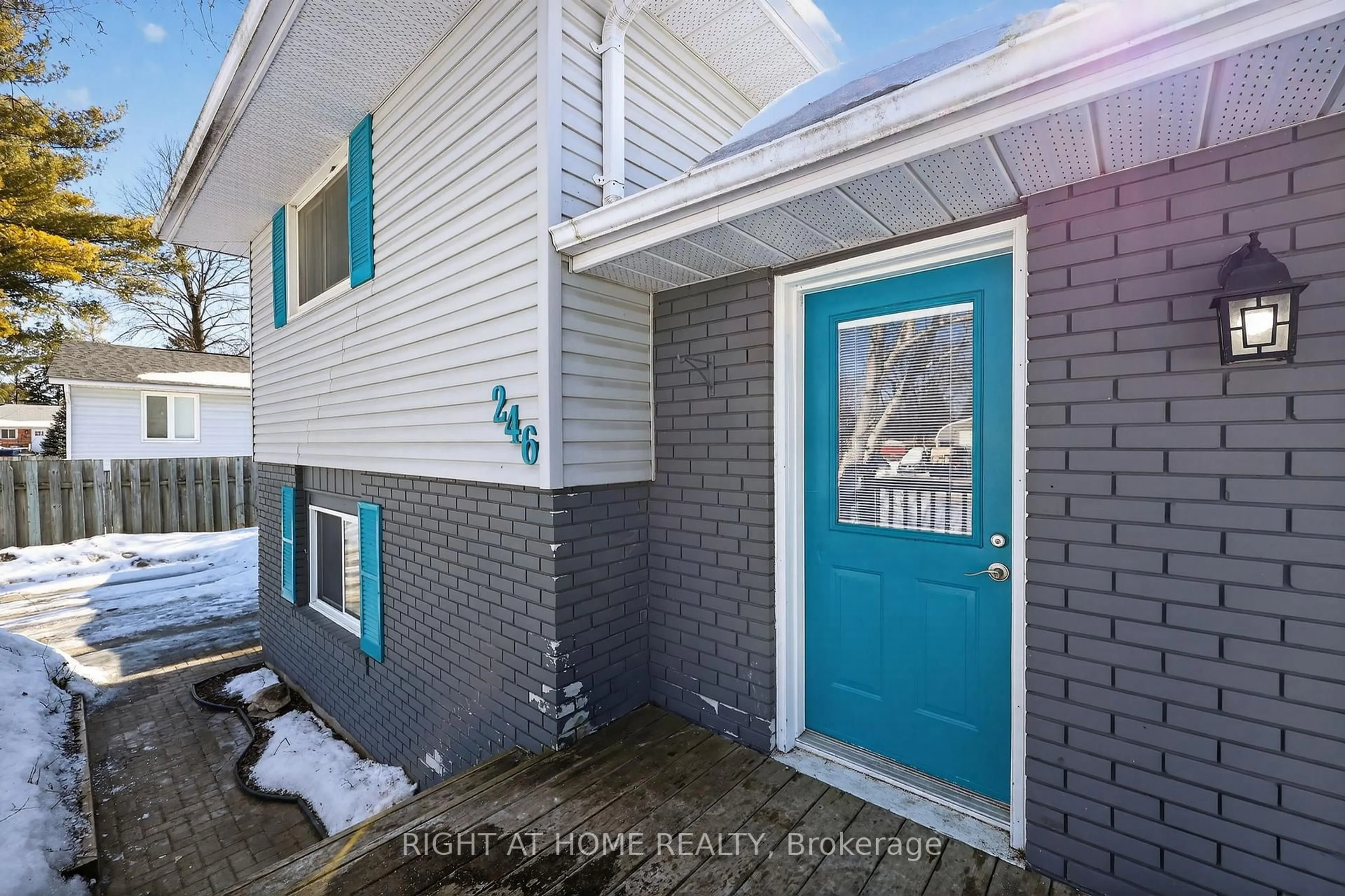 Unknown for 246 Calford St, Essa Ontario L0M 1B0