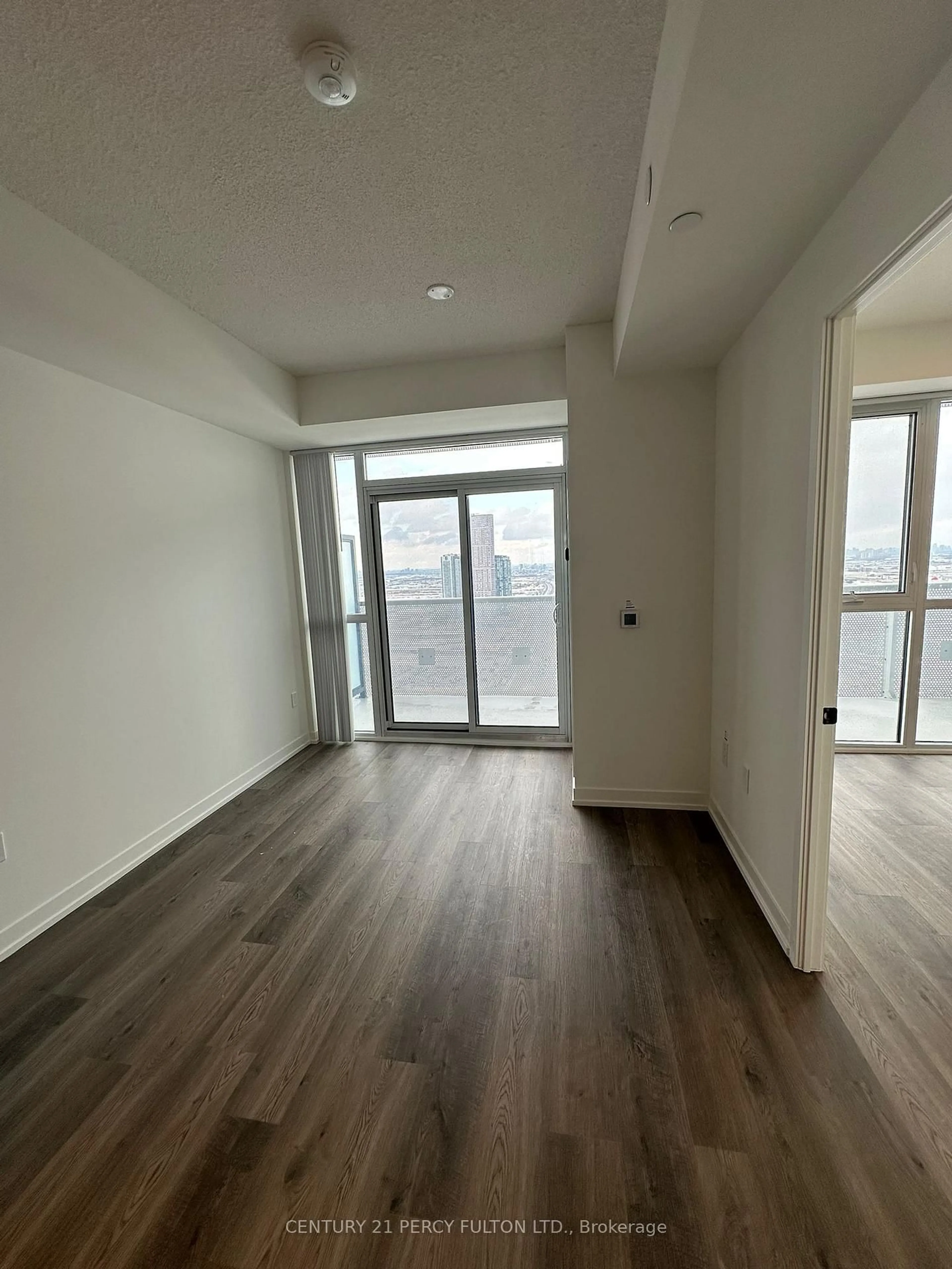 A pic of a room for 8 Interchange Way #4007, Vaughan Ontario L4K 0R2