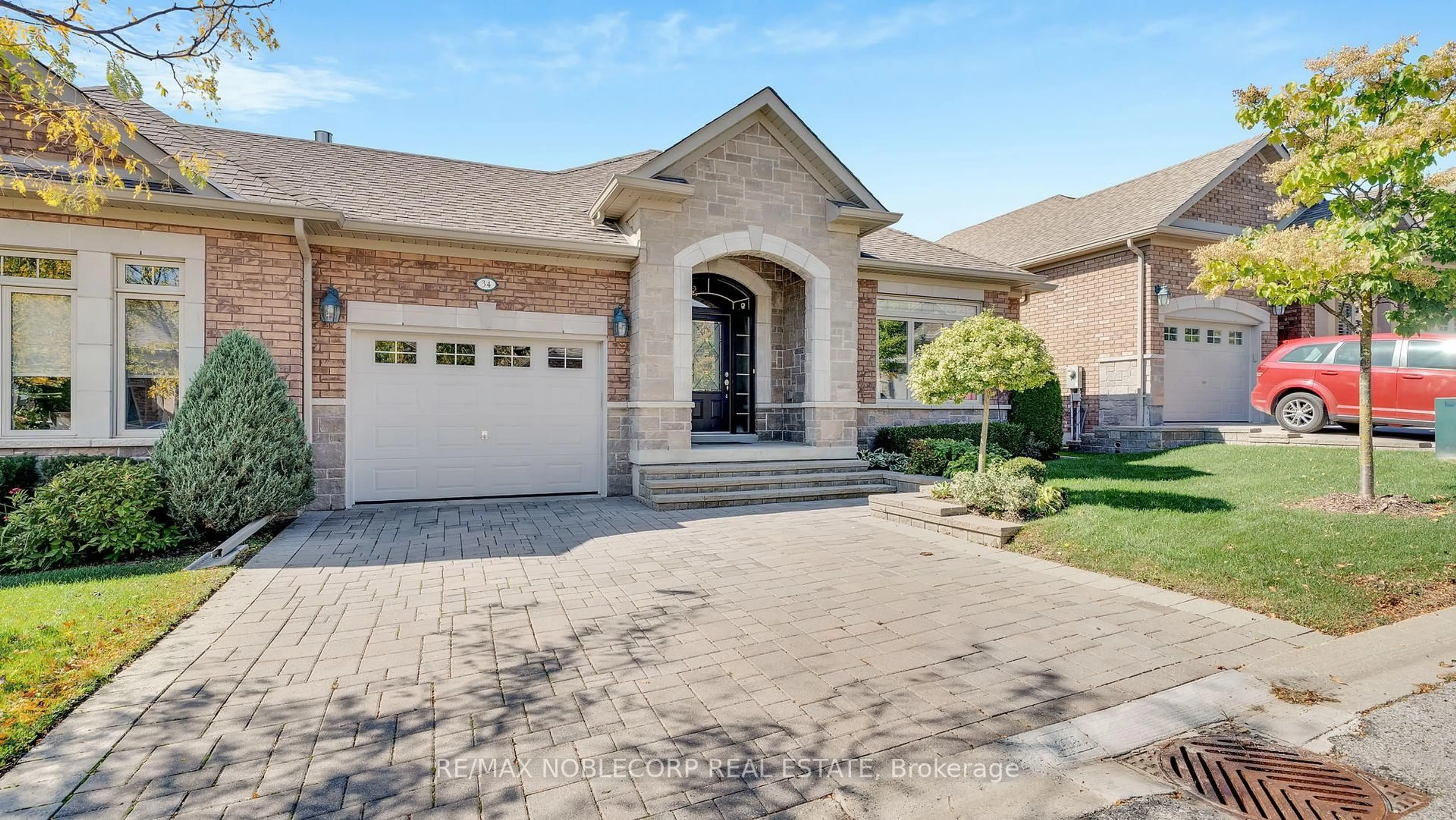 Home with brick exterior material, street for 34 Hillcrest Dr #31, New Tecumseth Ontario L9R 0N4