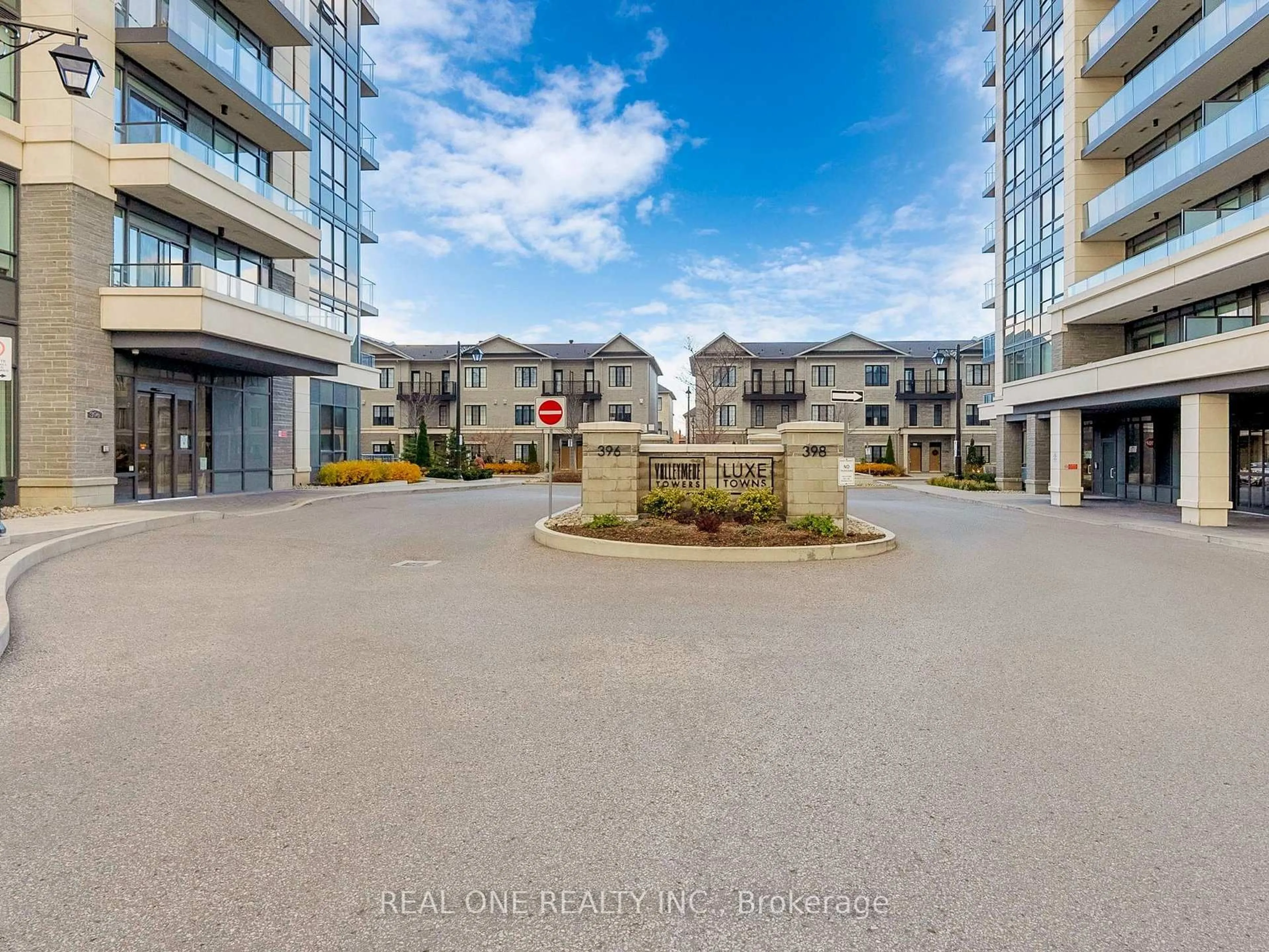 A pic from outside/outdoor area/front of a property/back of a property/a pic from drone, unknown for 398 Highway 7 Rd #1209, Richmond Hill Ontario L4B 0G6