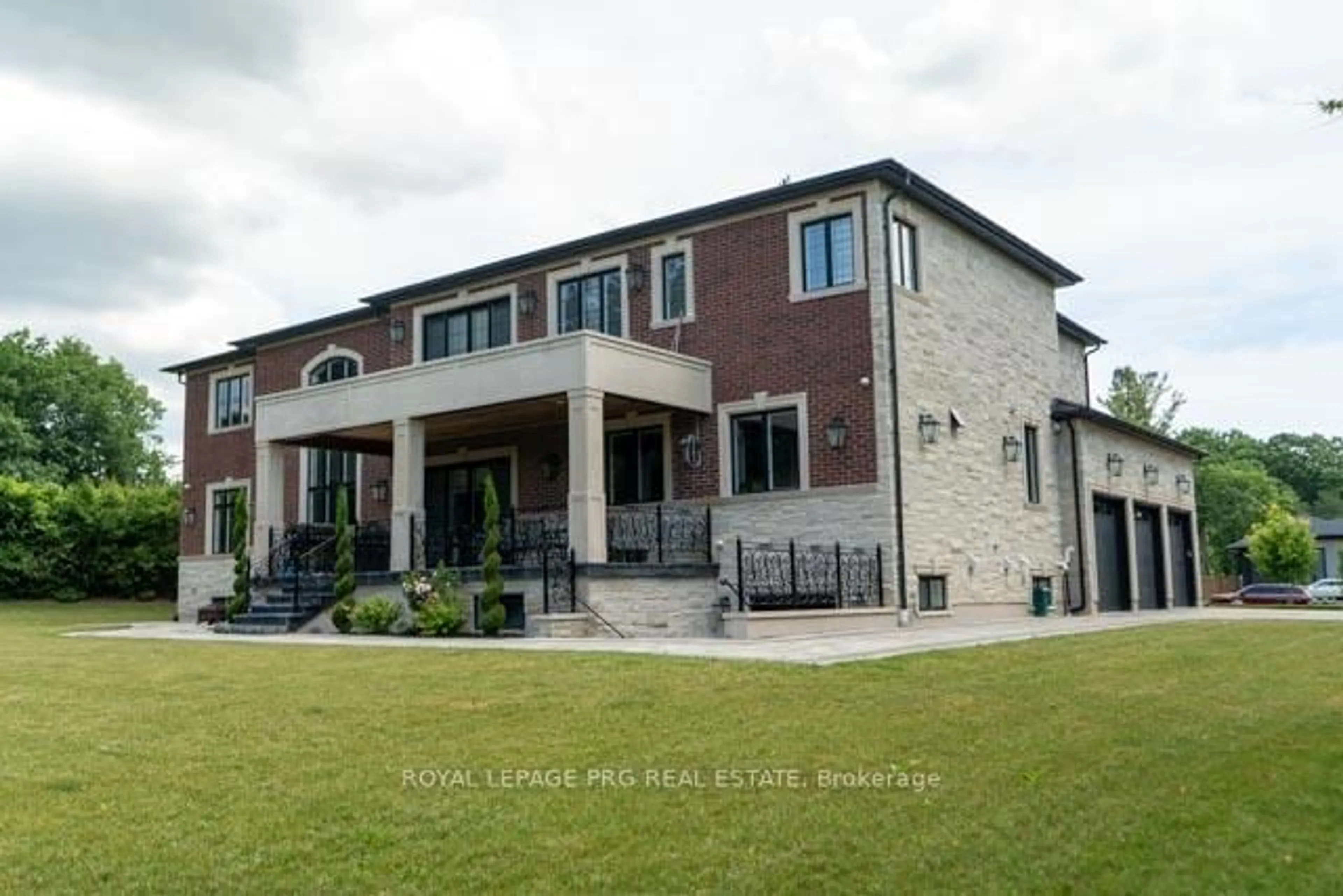 Home with brick exterior material, unknown for 12 Hollywood Cres, King Ontario L0G 1N0