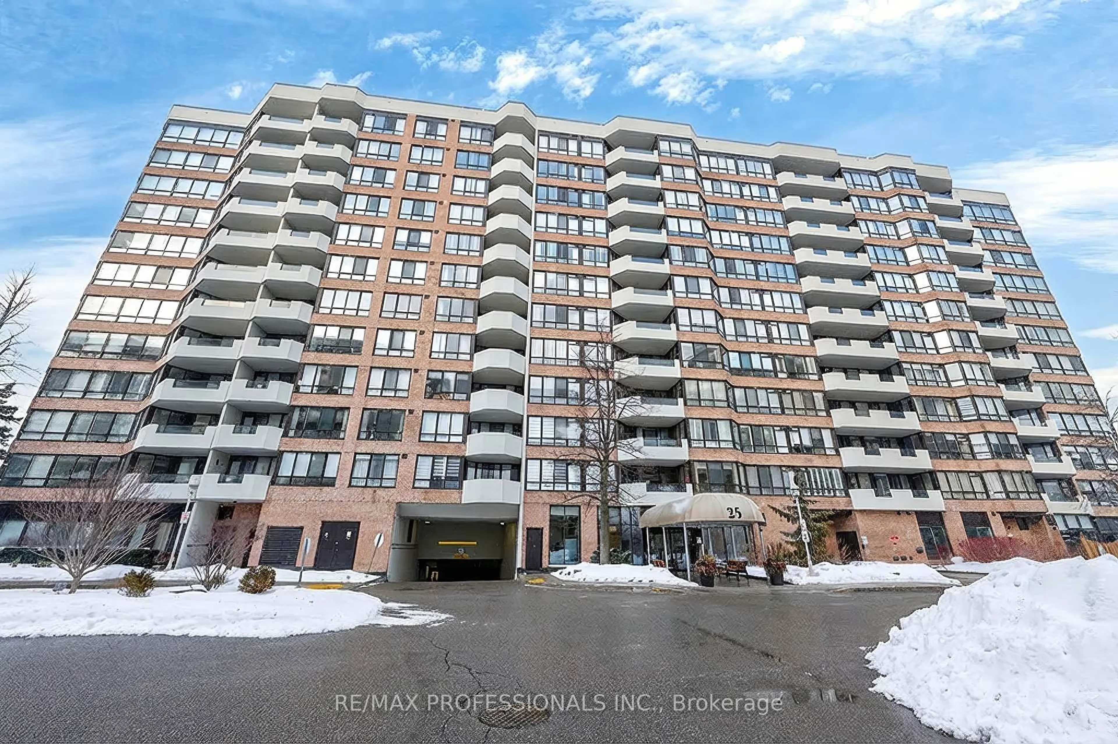 Unknown for 25 Austin Dr #924, Markham Ontario L3R 8H4