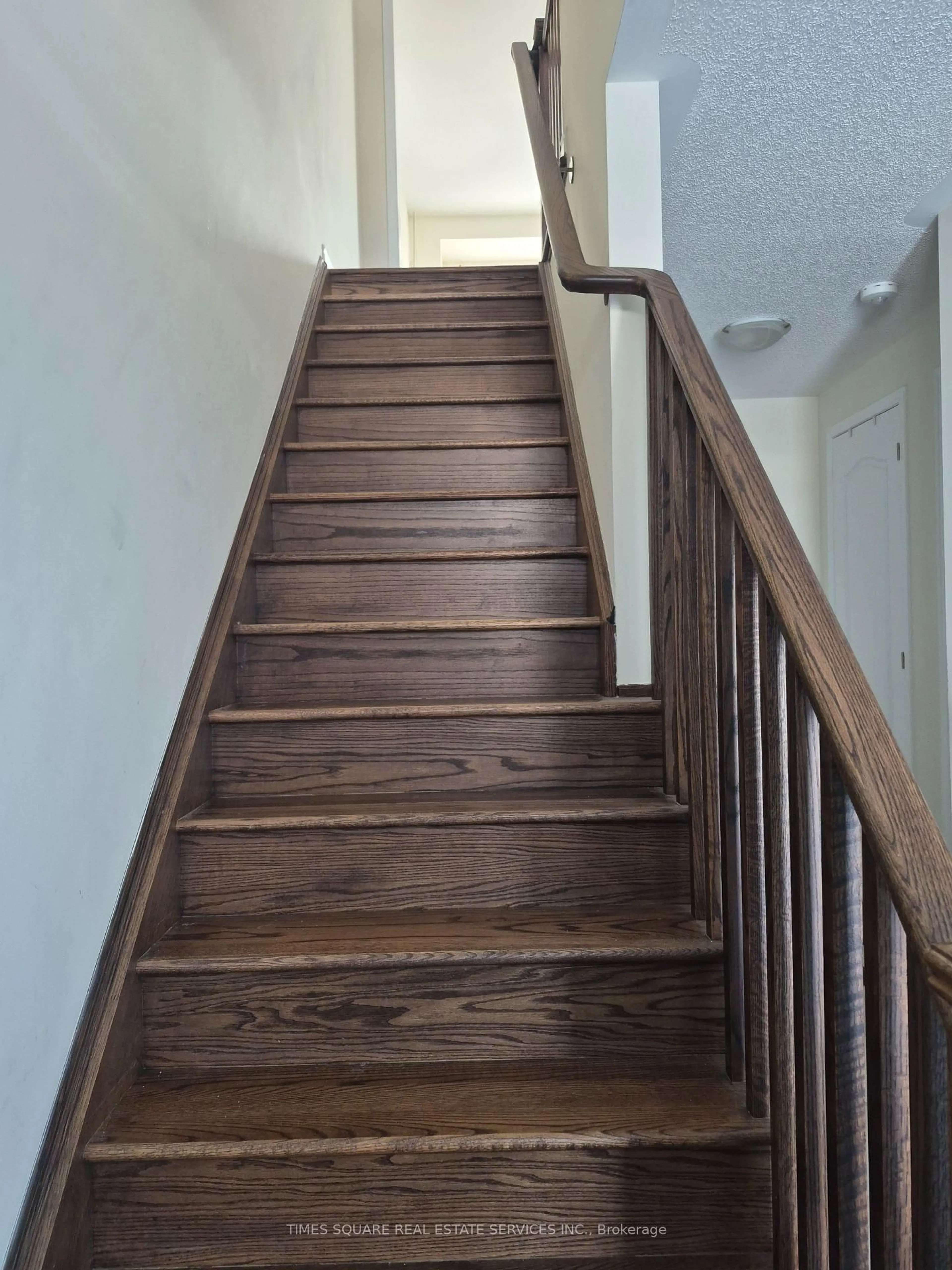 Stairs for 49 CASELY Ave, Richmond Hill Ontario L4S 0K2