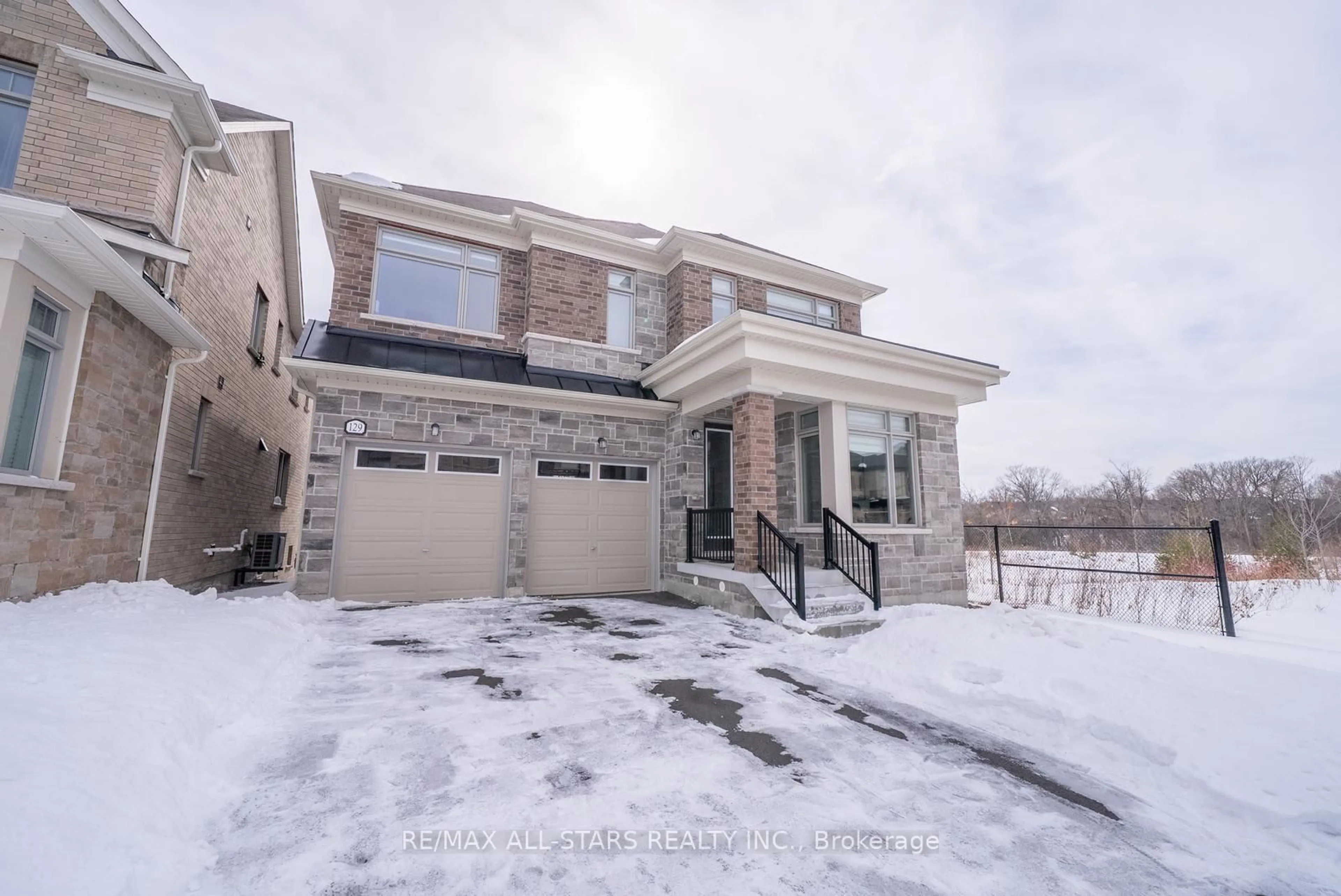 Home with brick exterior material, street for 129 Busato Dr, Whitchurch-Stouffville Ontario L4A 4V6