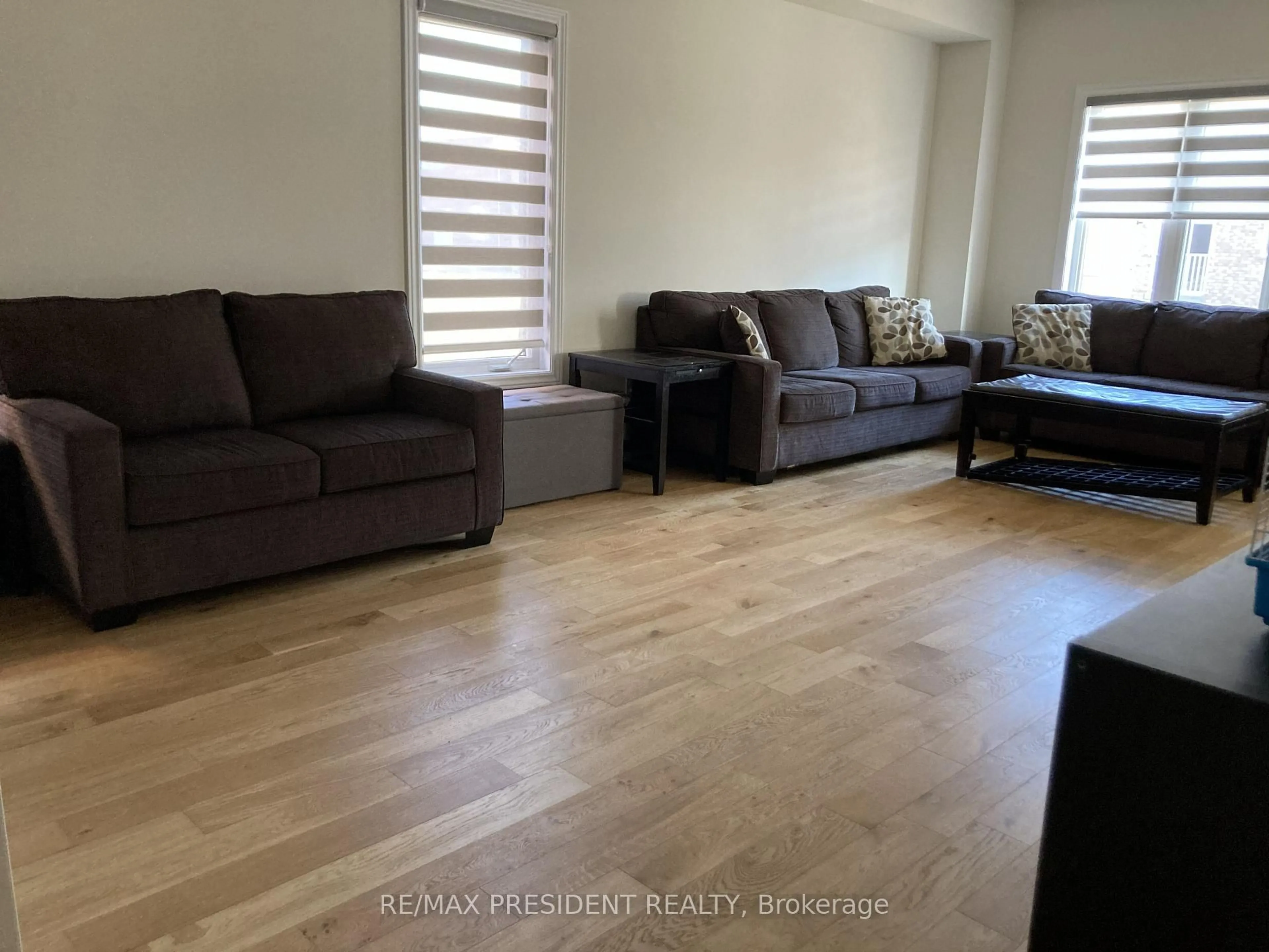 Living room with furniture, unknown for 5 Jardine St, Brock Ontario L0K 1A0