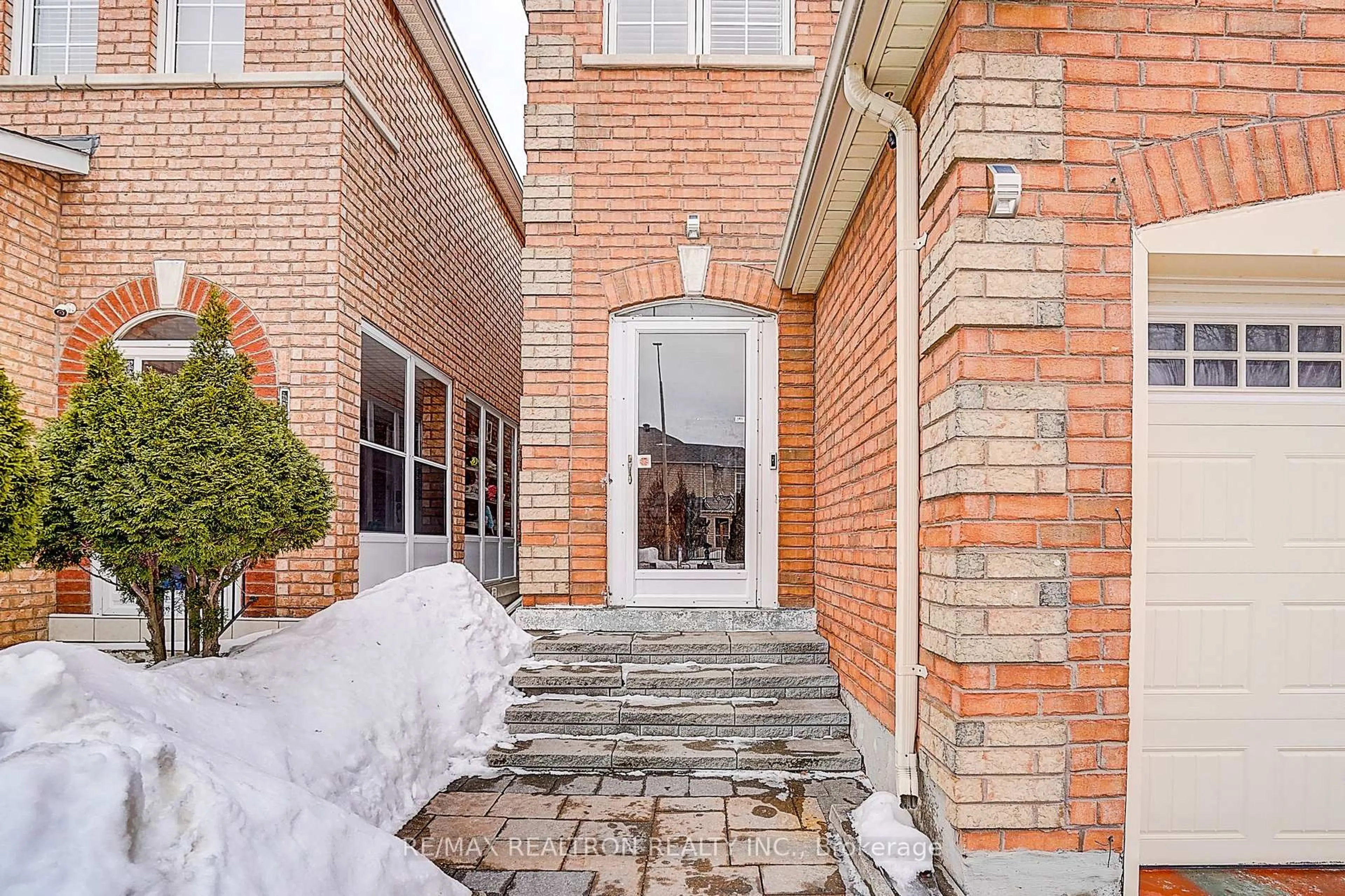 Home with brick exterior material, street for 11 Stella Dr, Markham Ontario L3S 4H2